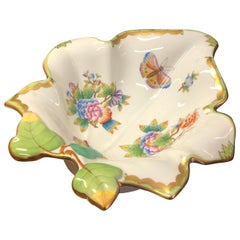 Vintage Herend Queen Victoria Design Leaf Dish in Hand Painted Porcelain