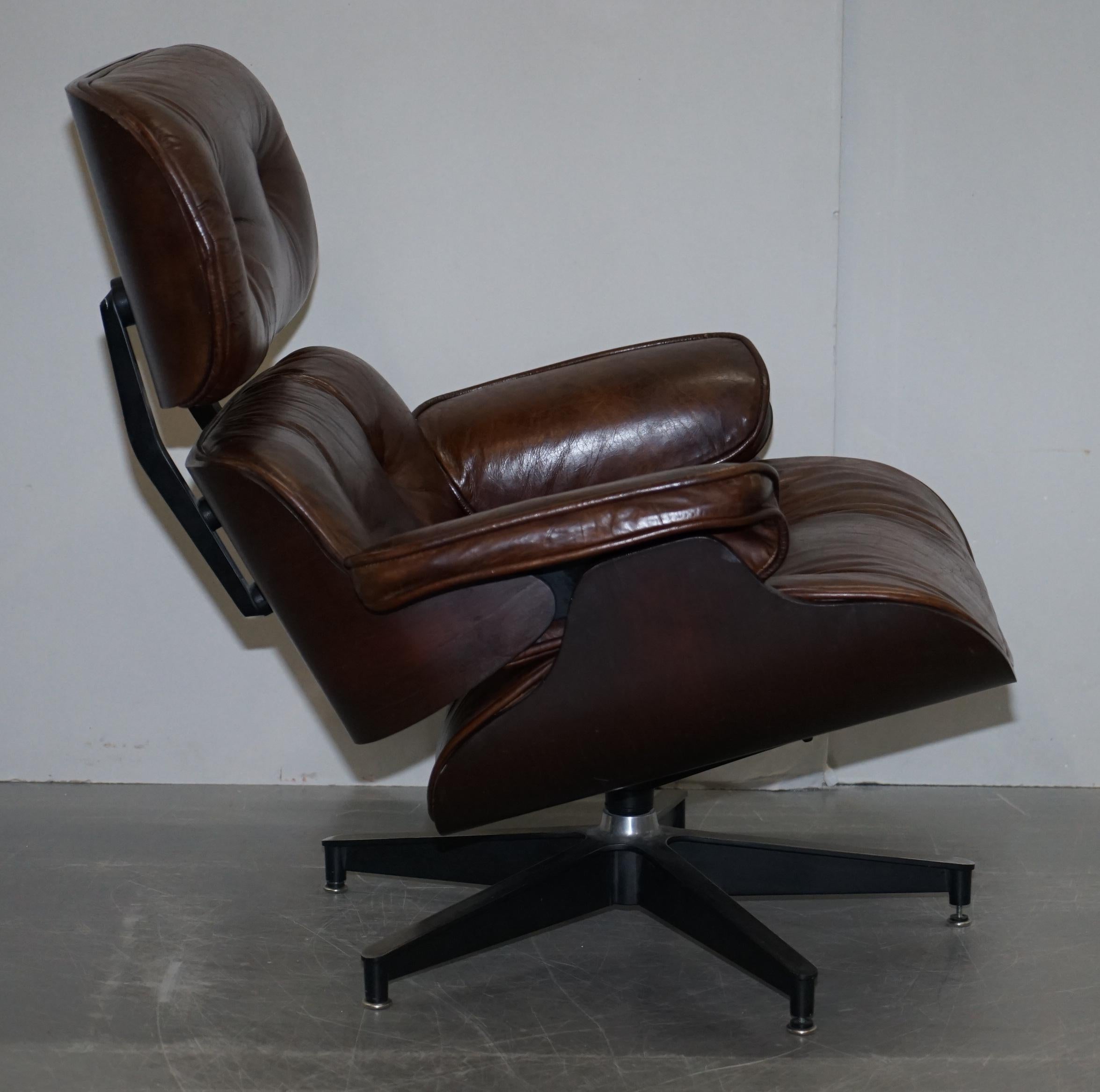 20th Century Vintage Heritage Aged Brown Leather Lounge Armchair & Ottoman Tufted Buttons