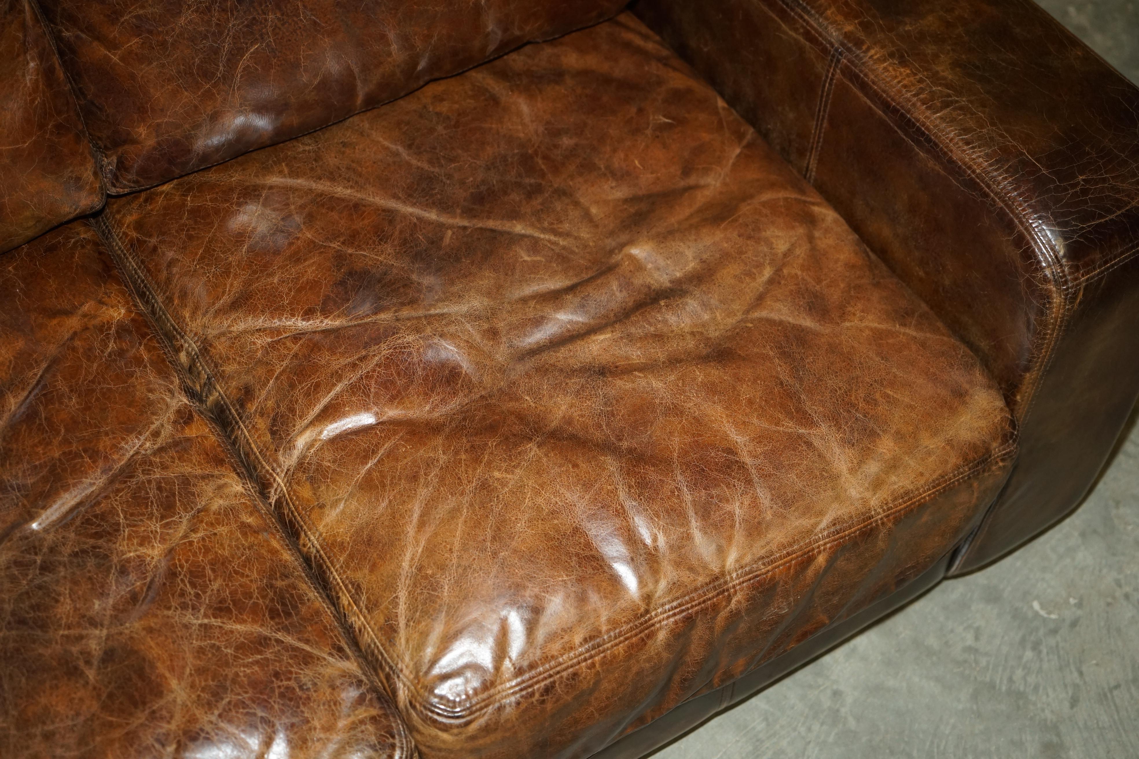 ViNTAGE HERITAGE BIKER SOFÁ DE CUERO MARRÓN HALO SOHO QUE FORMA PARTE DE UNA SUITE en venta 2