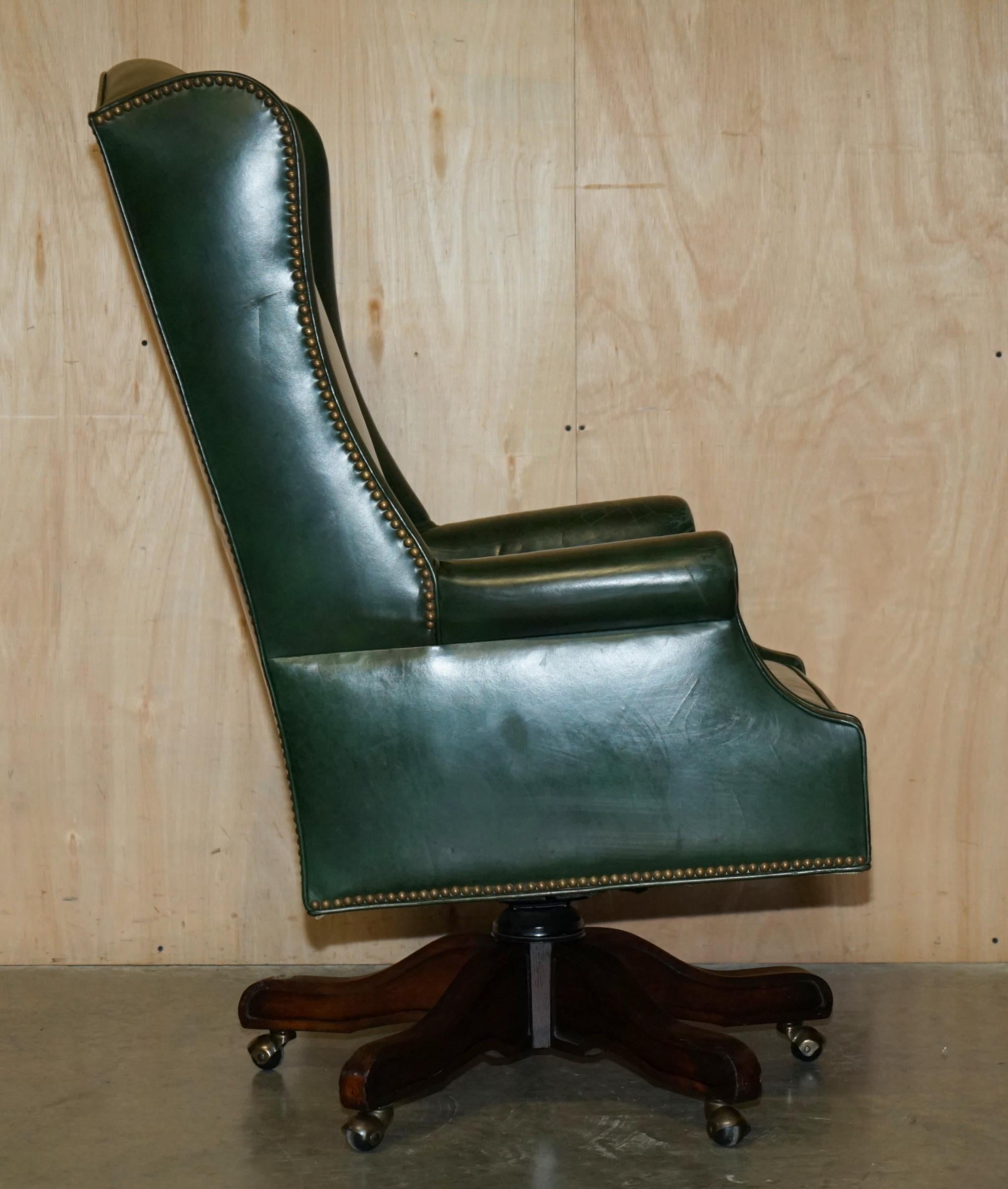 ViNTAGE HERITAGE GREEN LEATHER CAPTAINS WINGBACK OFFICE SWIVEL DIRECTORS CHAIR For Sale 7