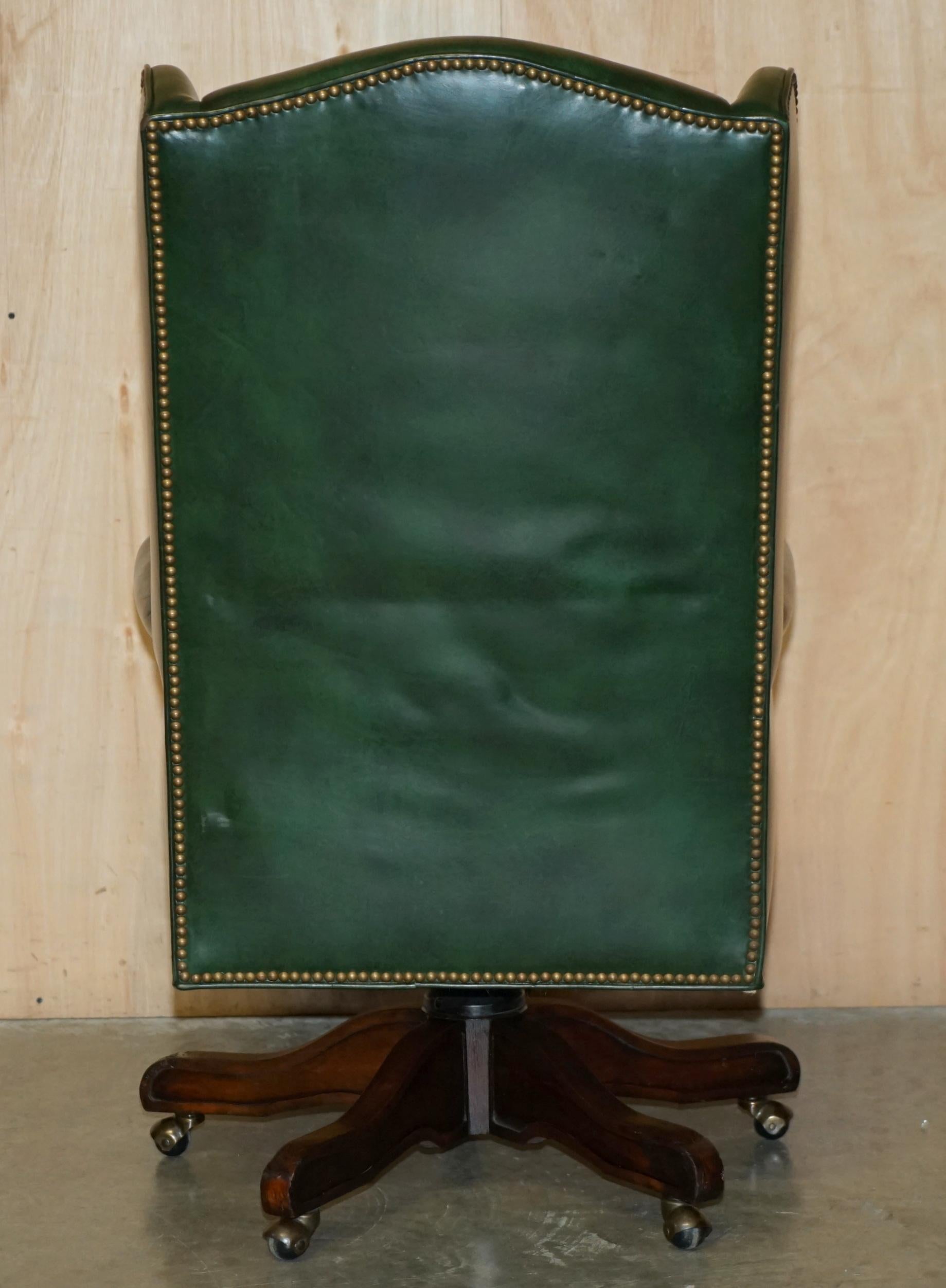 ViNTAGE HERITAGE GREEN LEATHER CAPTAINS WINGBACK OFFICE SWIVEL DIRECTORS CHAIR For Sale 8