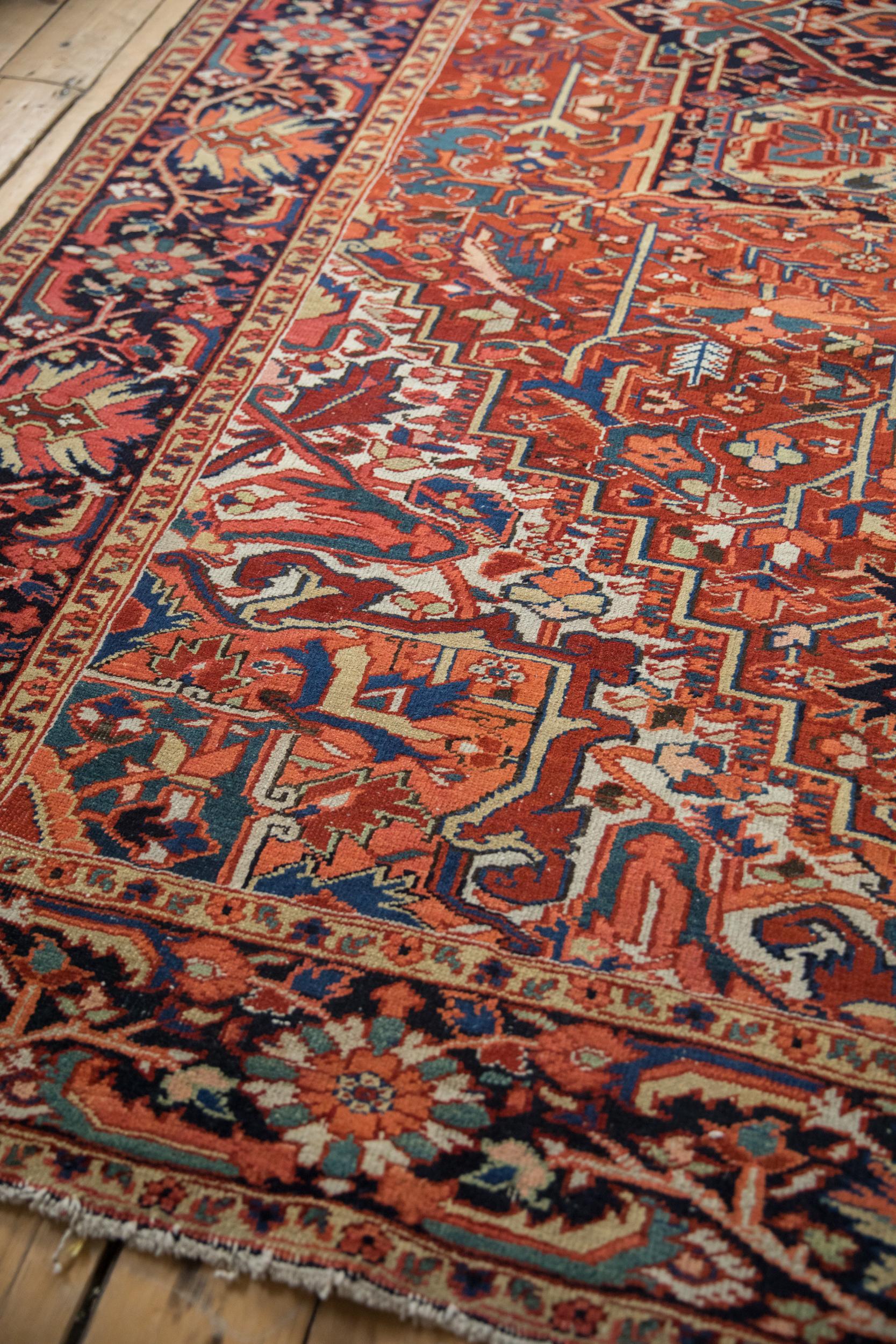 Vintage Heriz Carpet For Sale 3