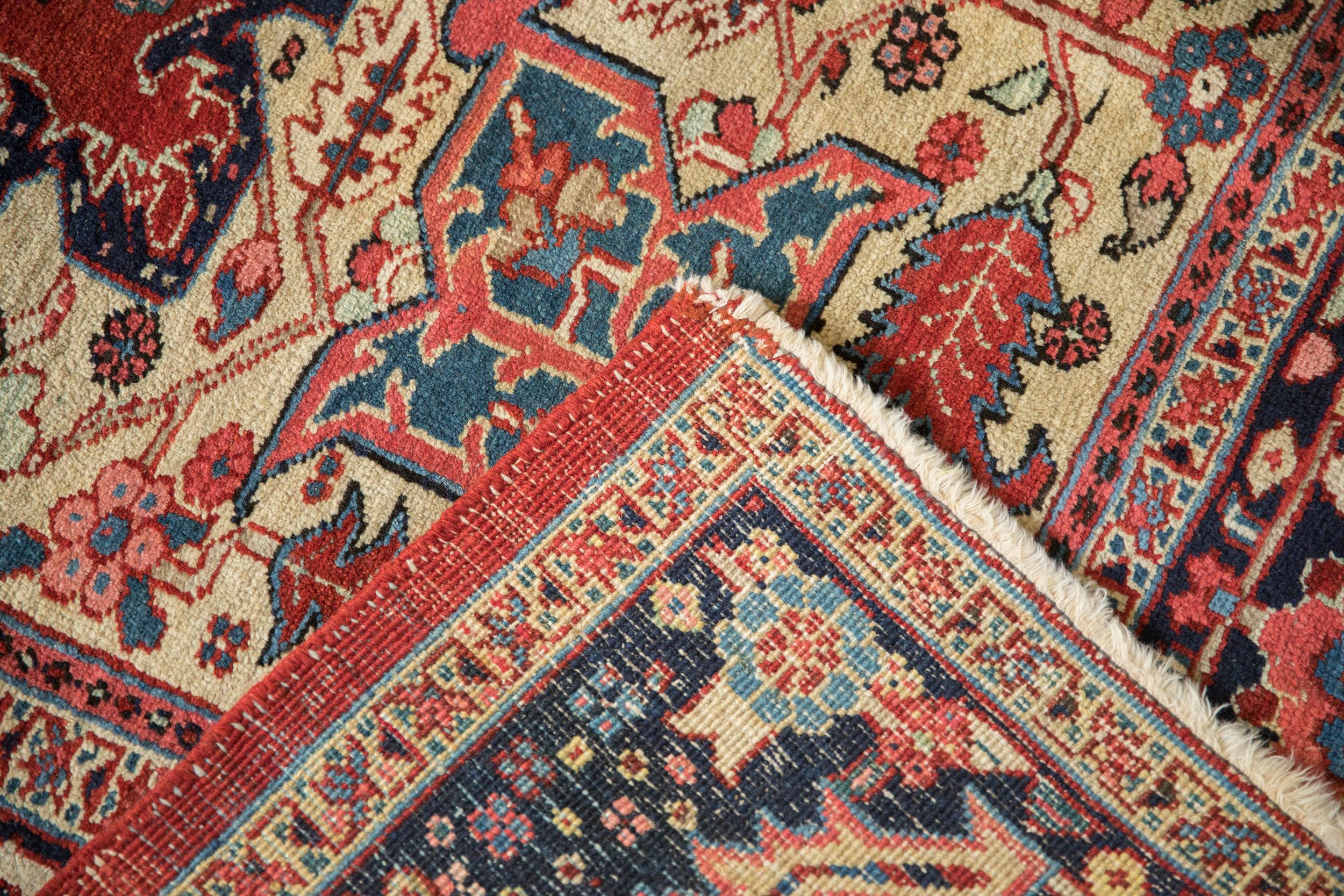 Vintage Heriz Carpet For Sale 4