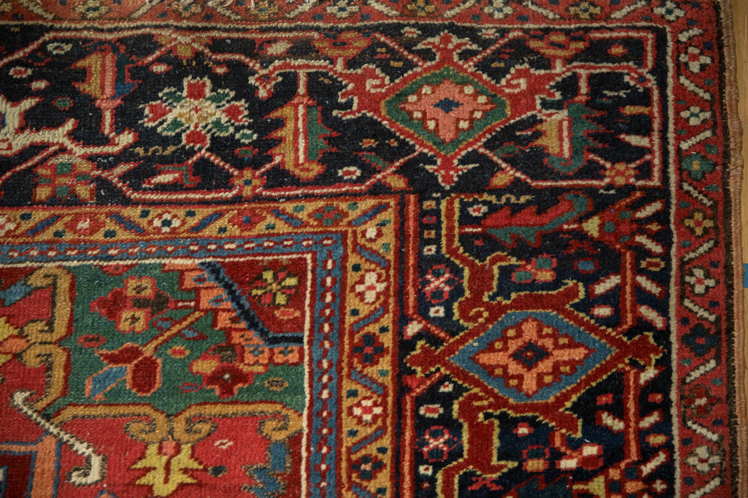 Vintage-Teppich in Heriz (Heriz Serapi) im Angebot
