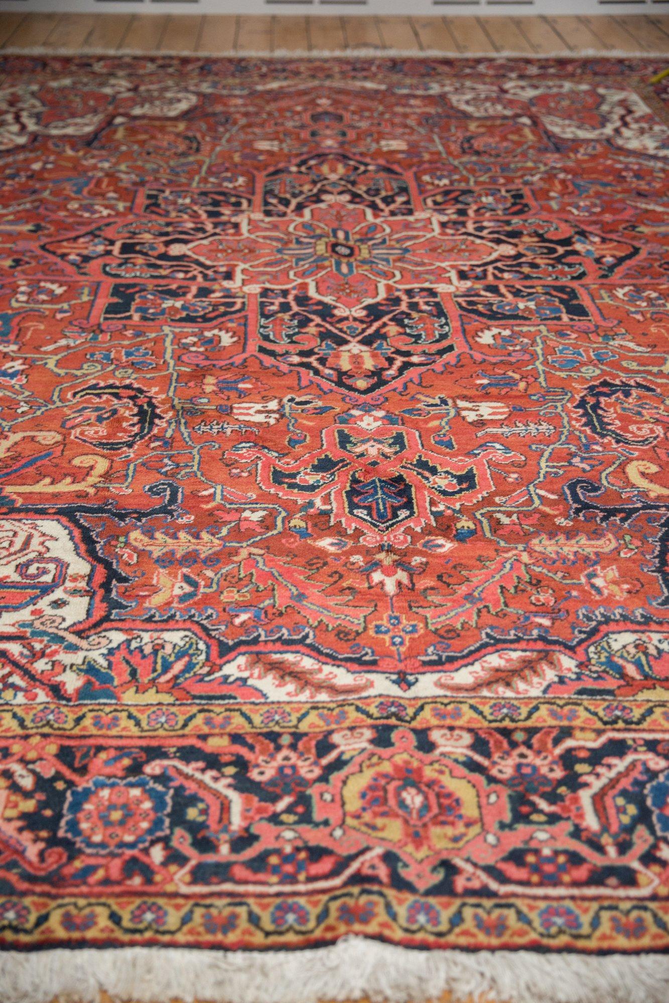 Vintage-Teppich in Heriz (Handgeknüpft) im Angebot