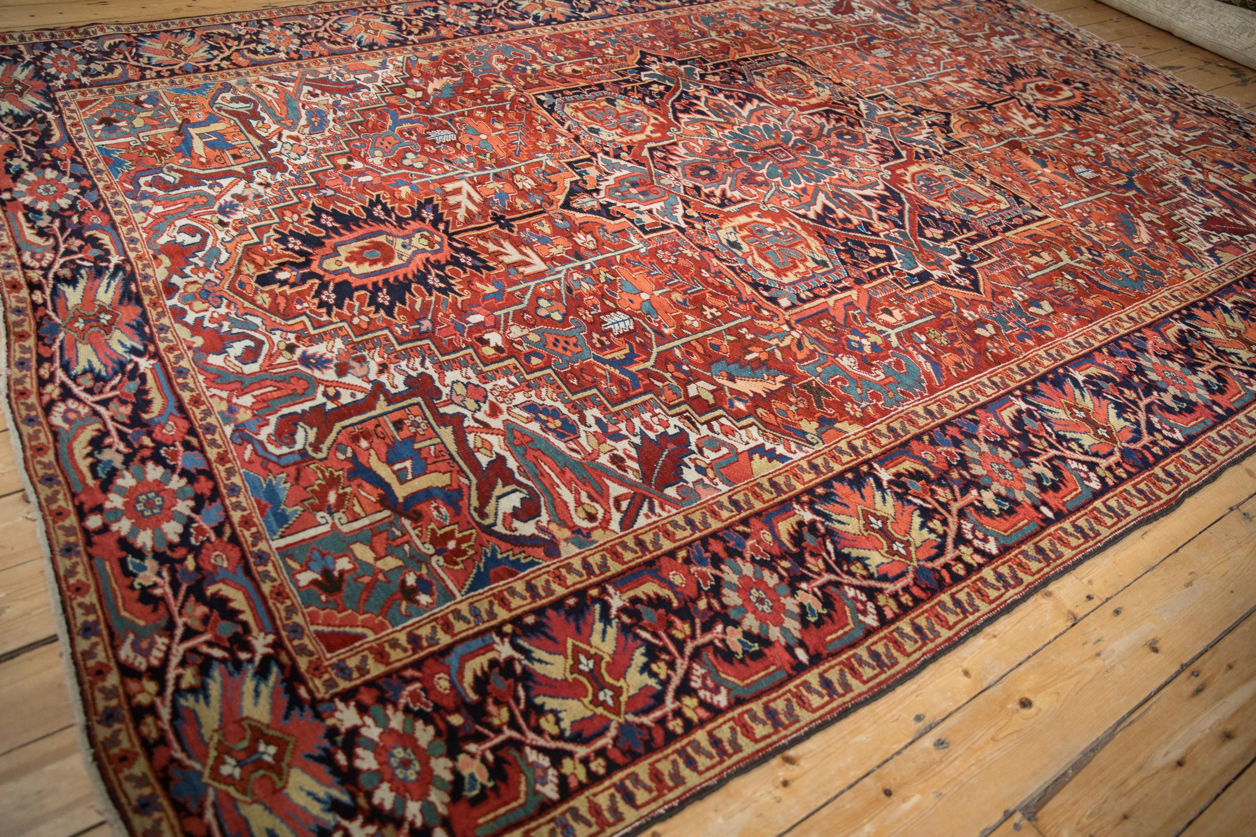 Vintage Heriz Carpet In Good Condition For Sale In Katonah, NY