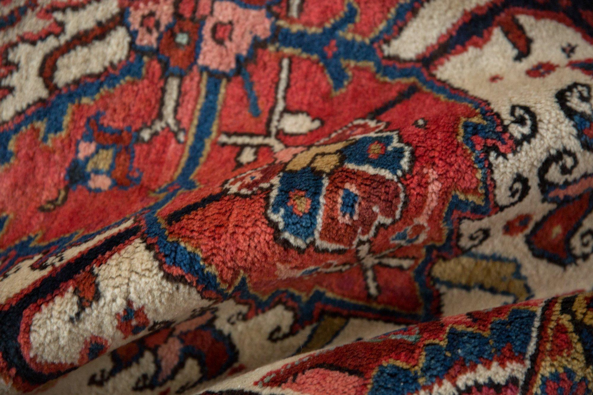 Vintage-Teppich in Heriz (Wolle) im Angebot