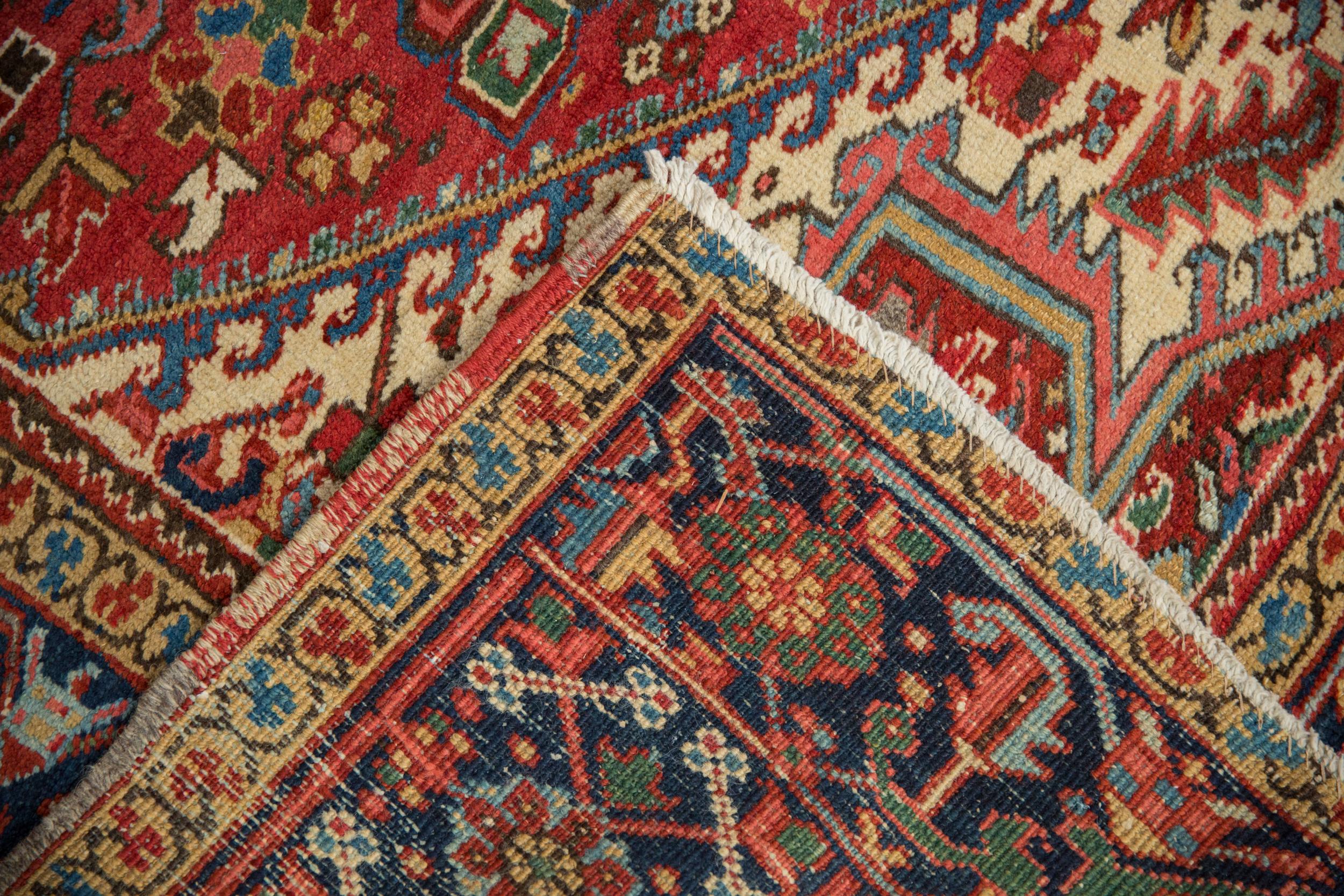 Vintage Heriz Carpet For Sale 1