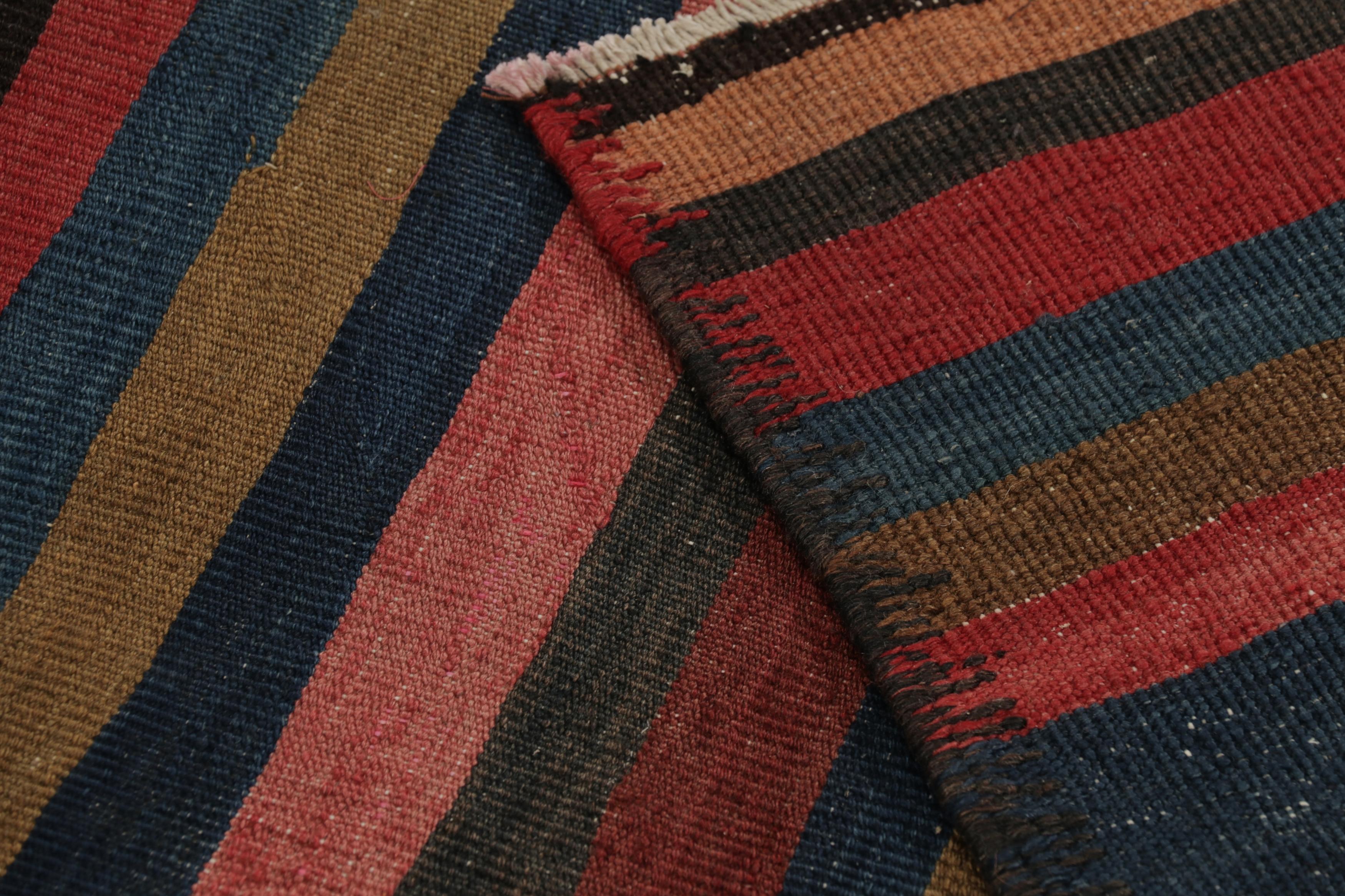 Vintage Heriz Persian Kilim in Pink and Blue Geometric Stripes - Rug & Kilim im Angebot 1