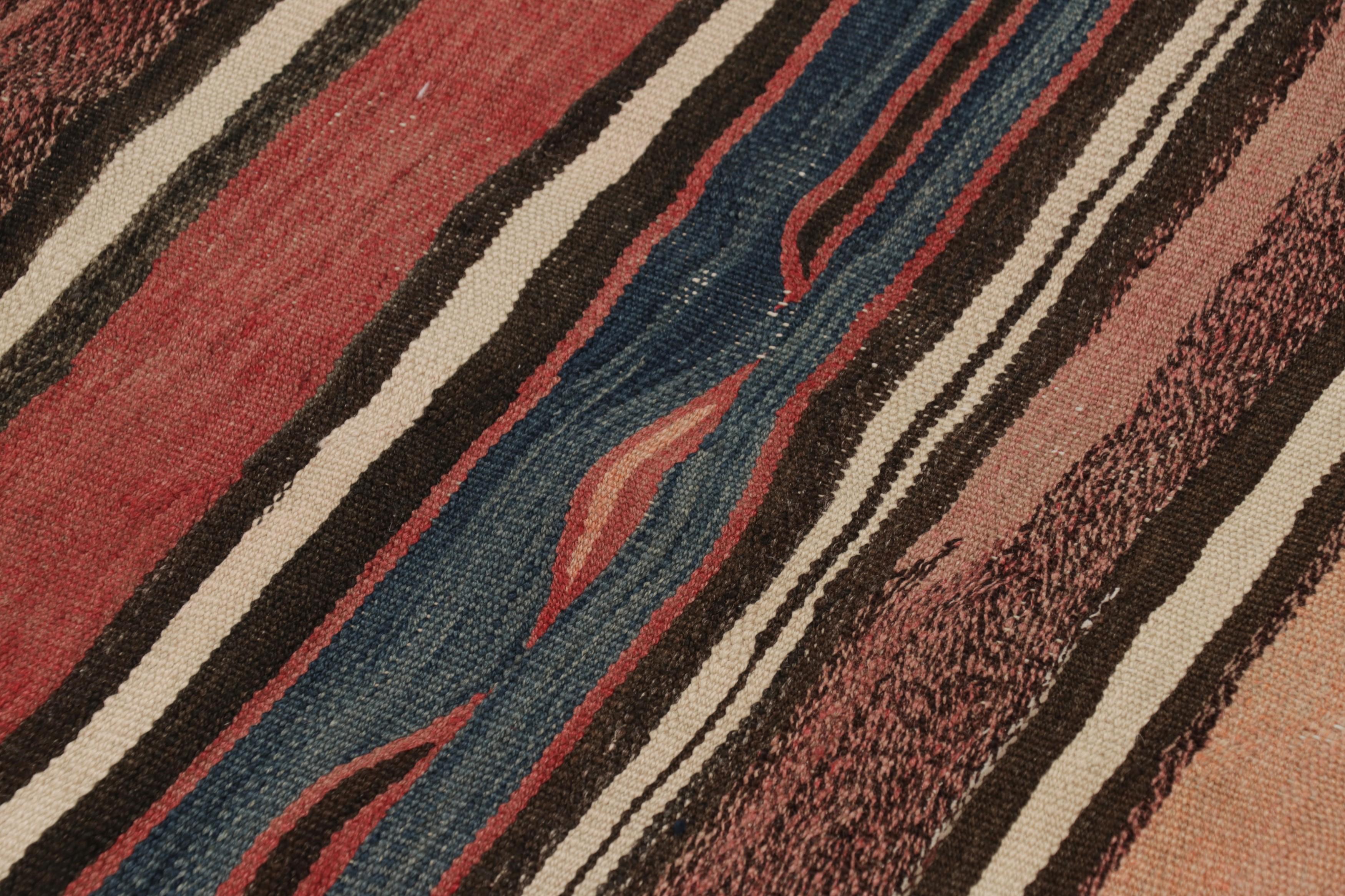 Kilim persa vintage Heriz de rayas geométricas rojas y marrones - Rug & Kilim Lana en venta