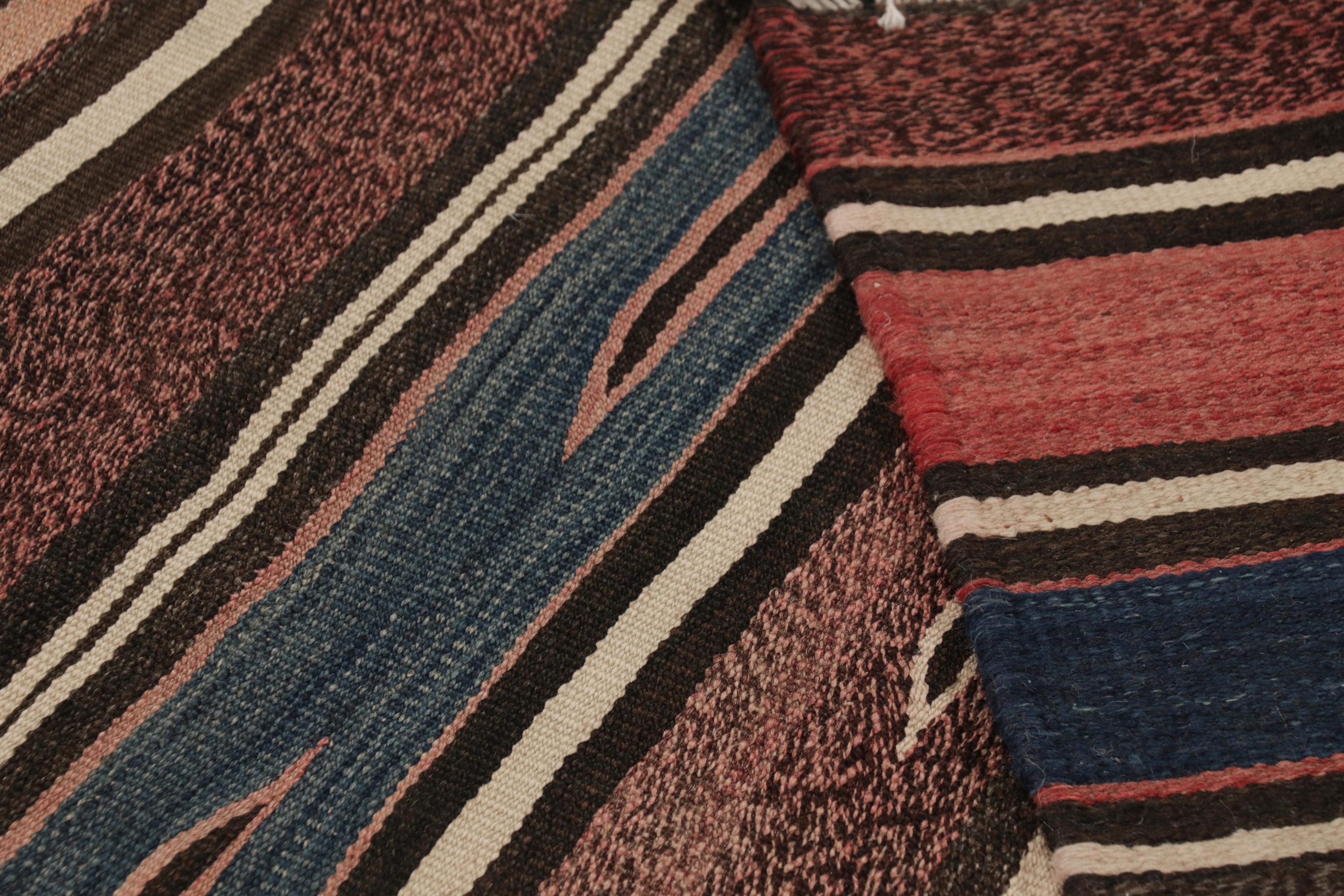 Kilim persa vintage Heriz de rayas geométricas rojas y marrones - Rug & Kilim en venta 1