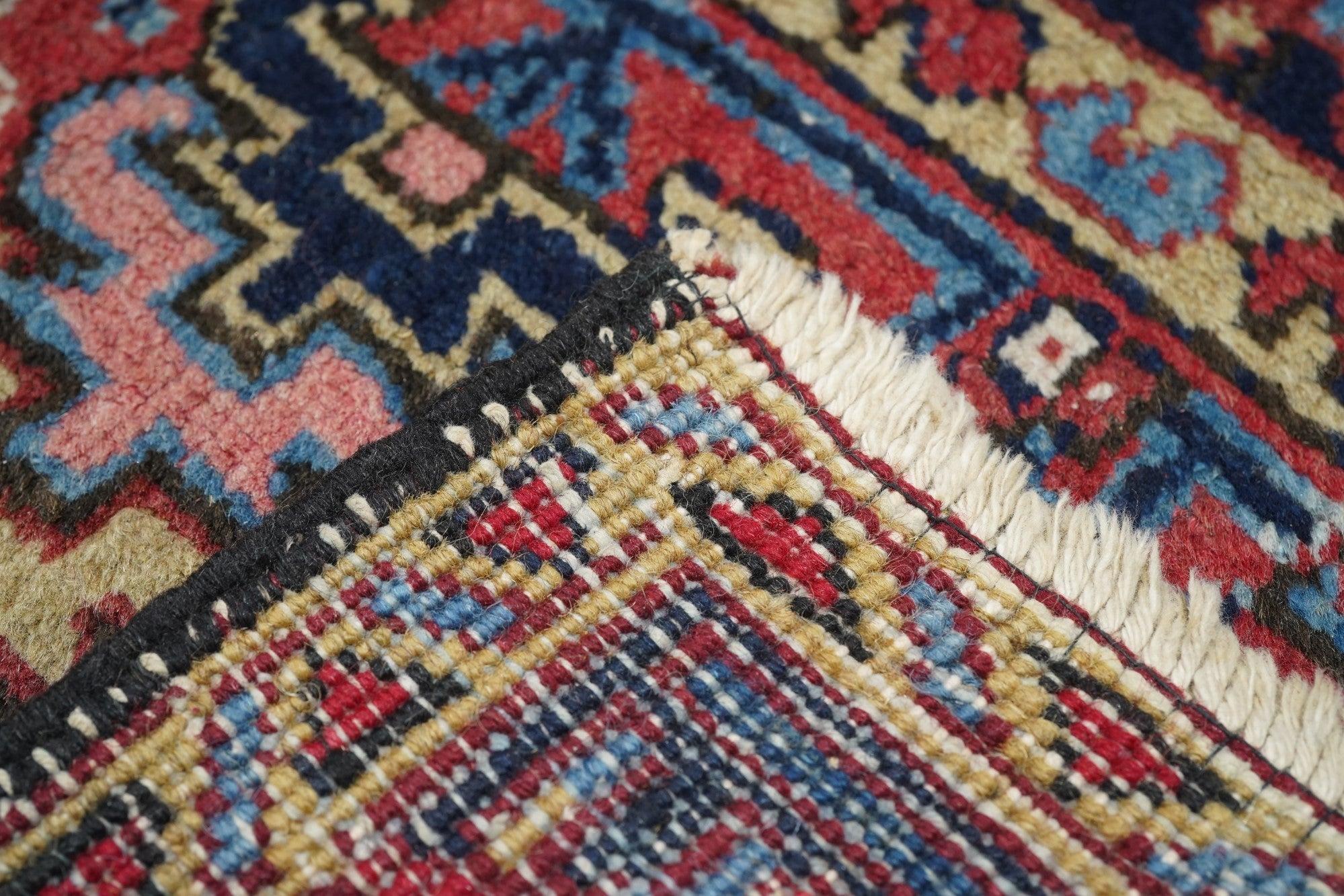 Vintage Heriz Rug 6'5'' x 8'3'' For Sale 4
