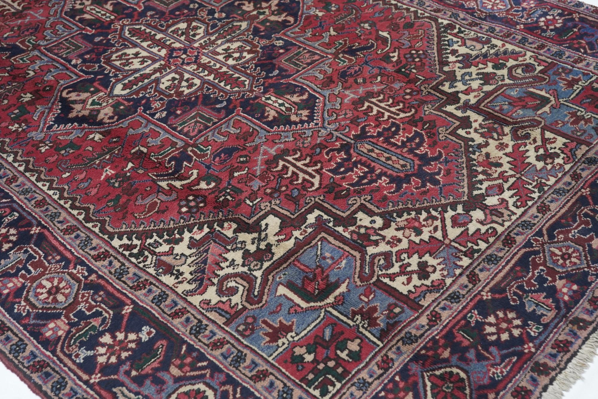 Wool Vintage Heriz Rug 6'7'' x 9'8'' For Sale