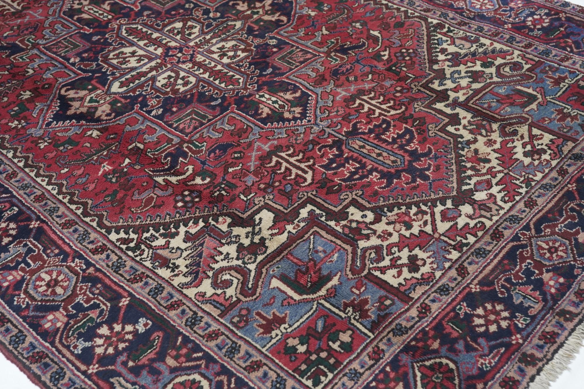 Vintage Heriz Rug For Sale 1