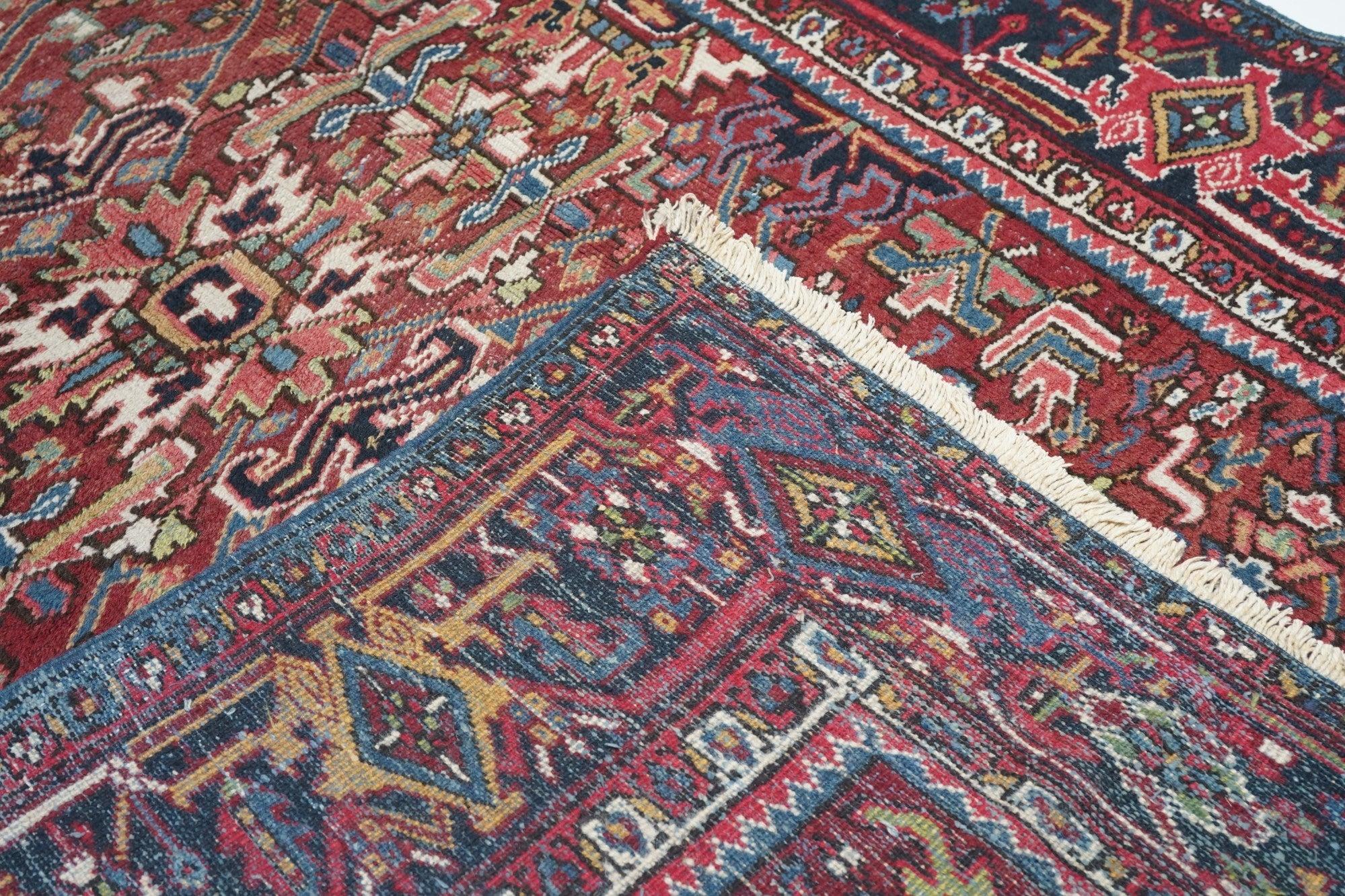 Tappeto Vintage Heriz 7'3'' x 10'9'' in vendita 5