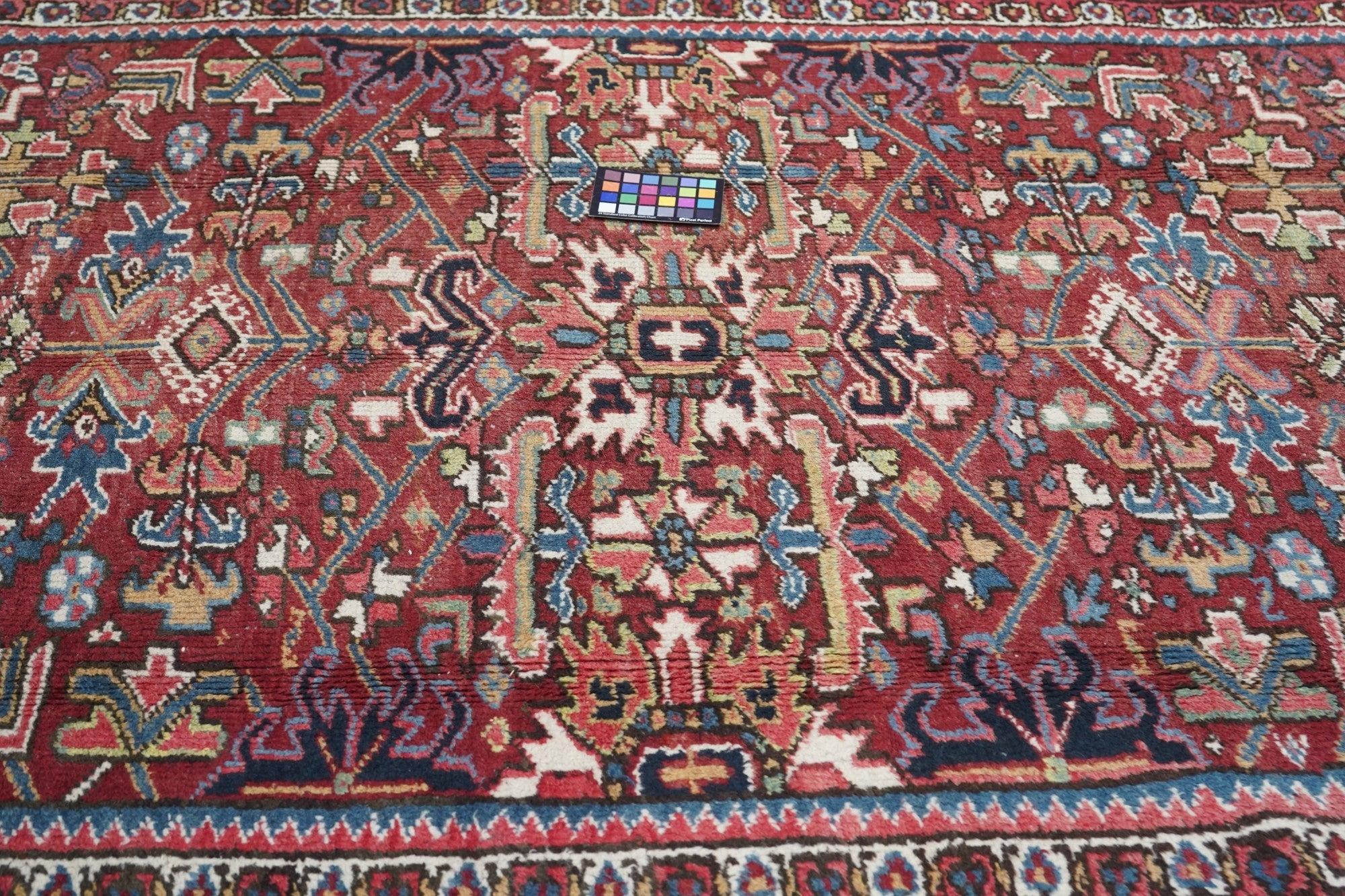 Tappeto Vintage Heriz 7'3'' x 10'9'' in vendita 3