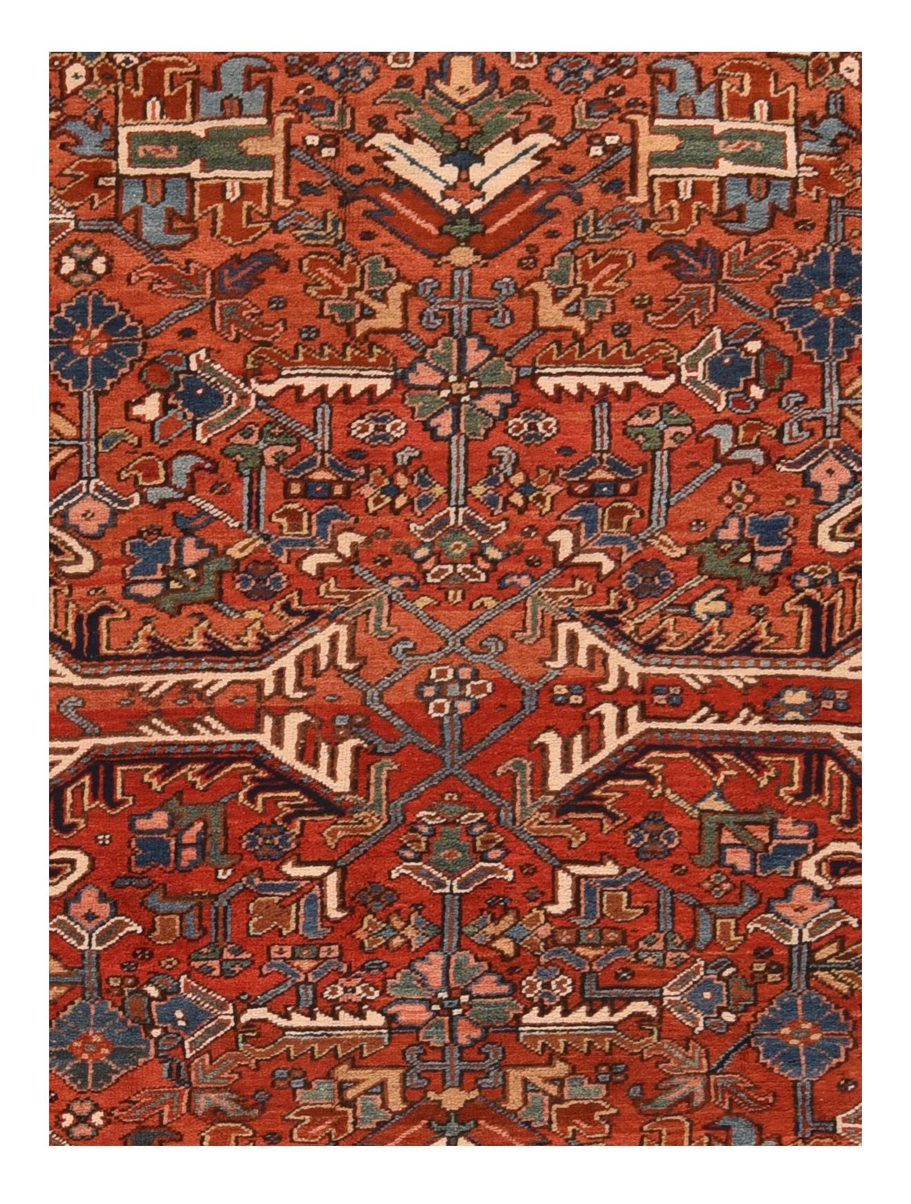 Vintage Heriz Rug 7'5'' x 10'3'' In Good Condition For Sale In New York, NY