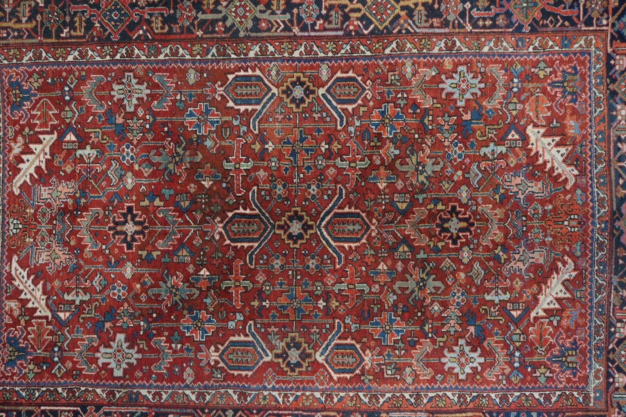 Wool Vintage Heriz Rug 7'5'' x 10'6'' For Sale