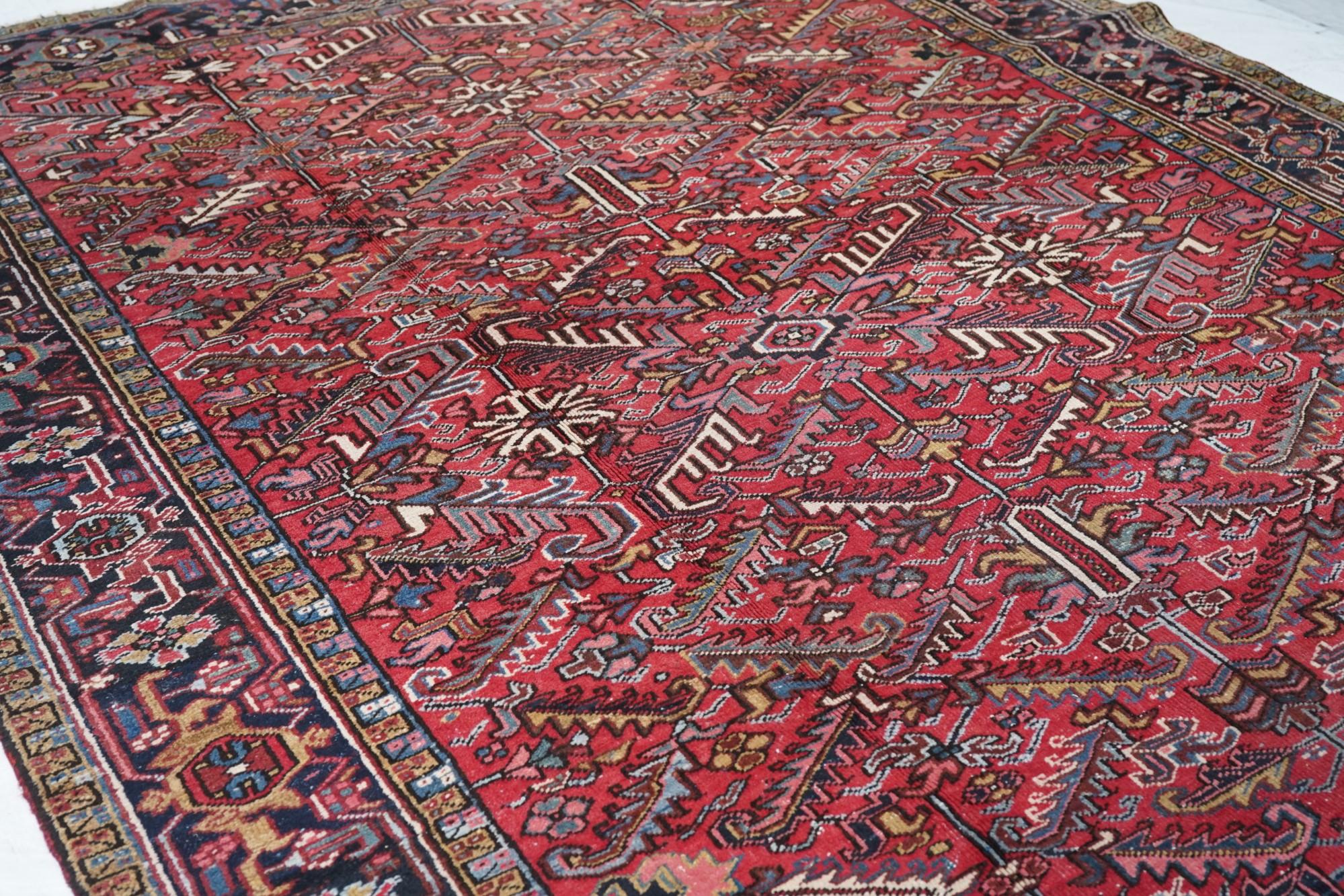 Vintage Heriz Rug 7'8'' x 10'8'' For Sale 1