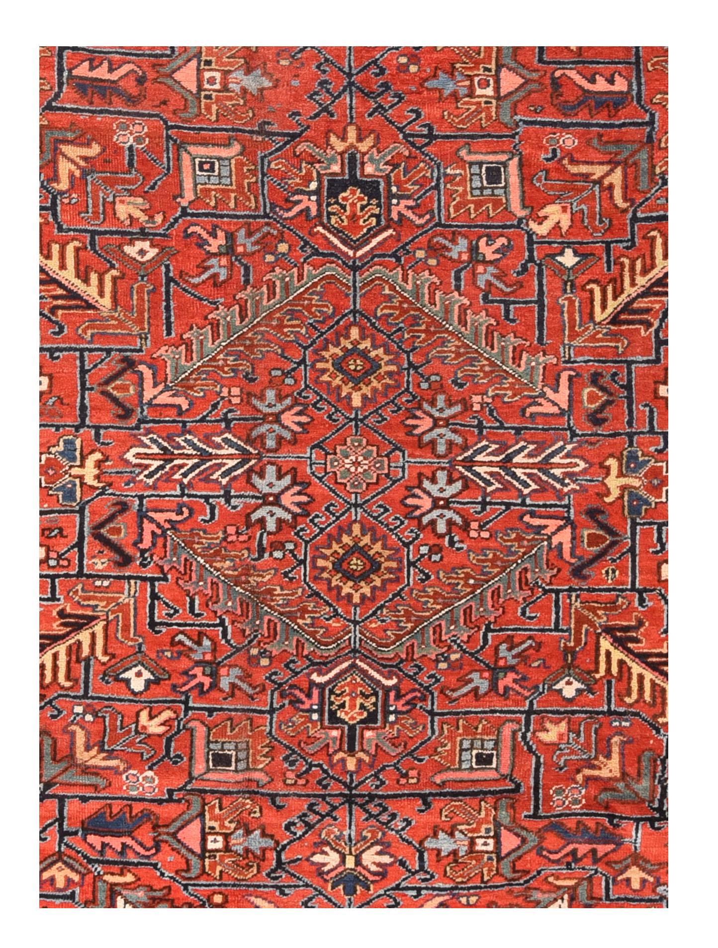 Vintage Heriz Rug 7'8'' x 11' In Good Condition For Sale In New York, NY