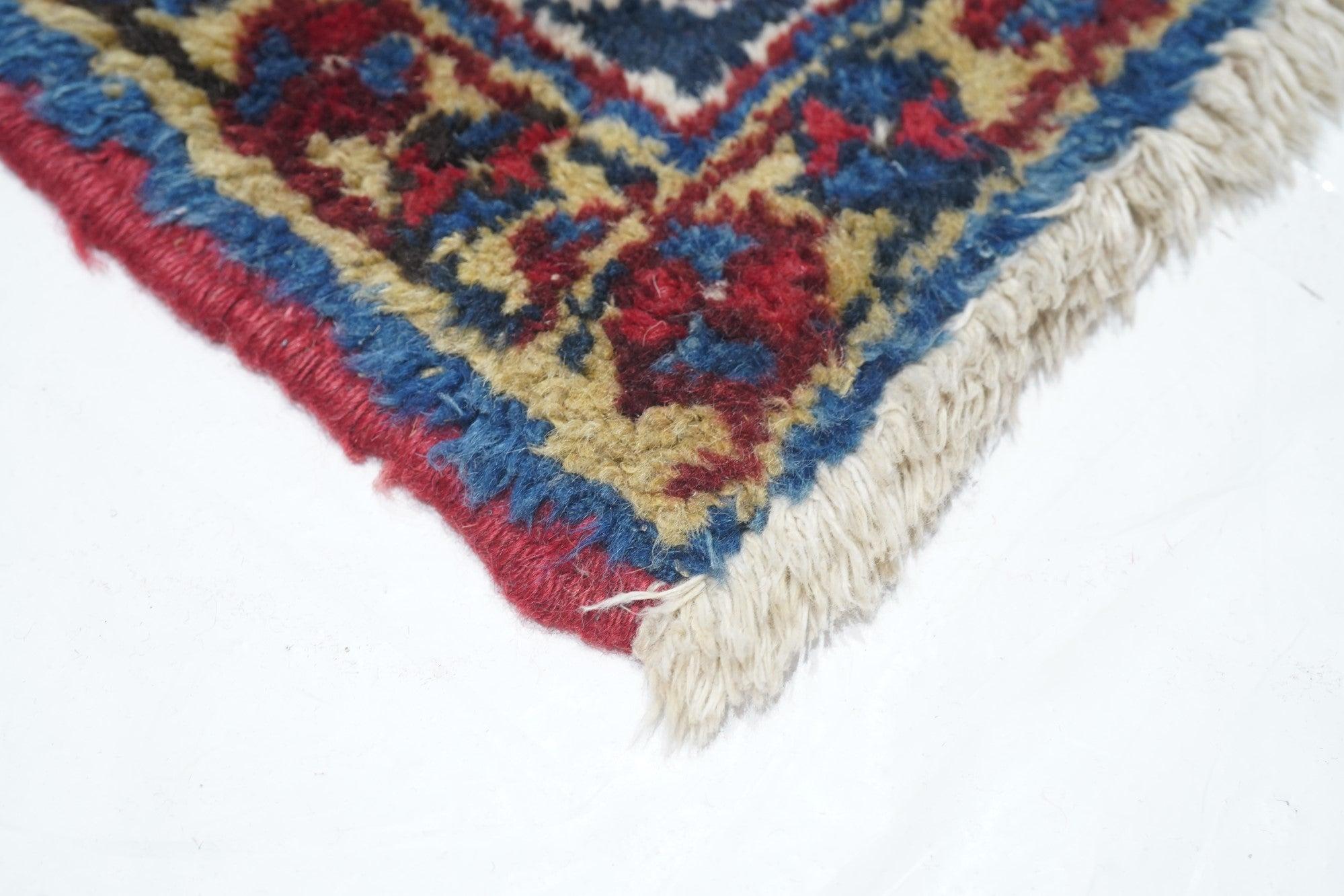 Vintage Heriz Teppich 7'9'' x 11'2'' (Persisch) im Angebot