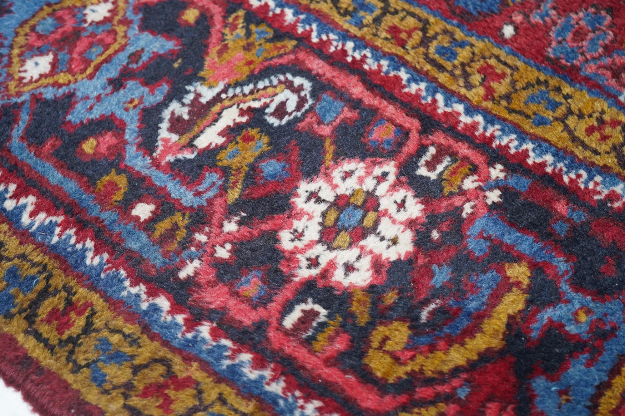 Mid-20th Century Vintage Heriz Rug 8' x 11'2'' For Sale