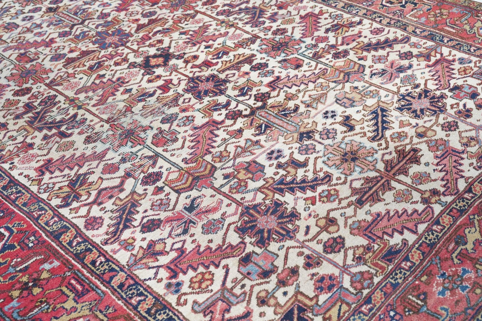 20th Century Vintage Heriz Rug 8'1'' x 11'0