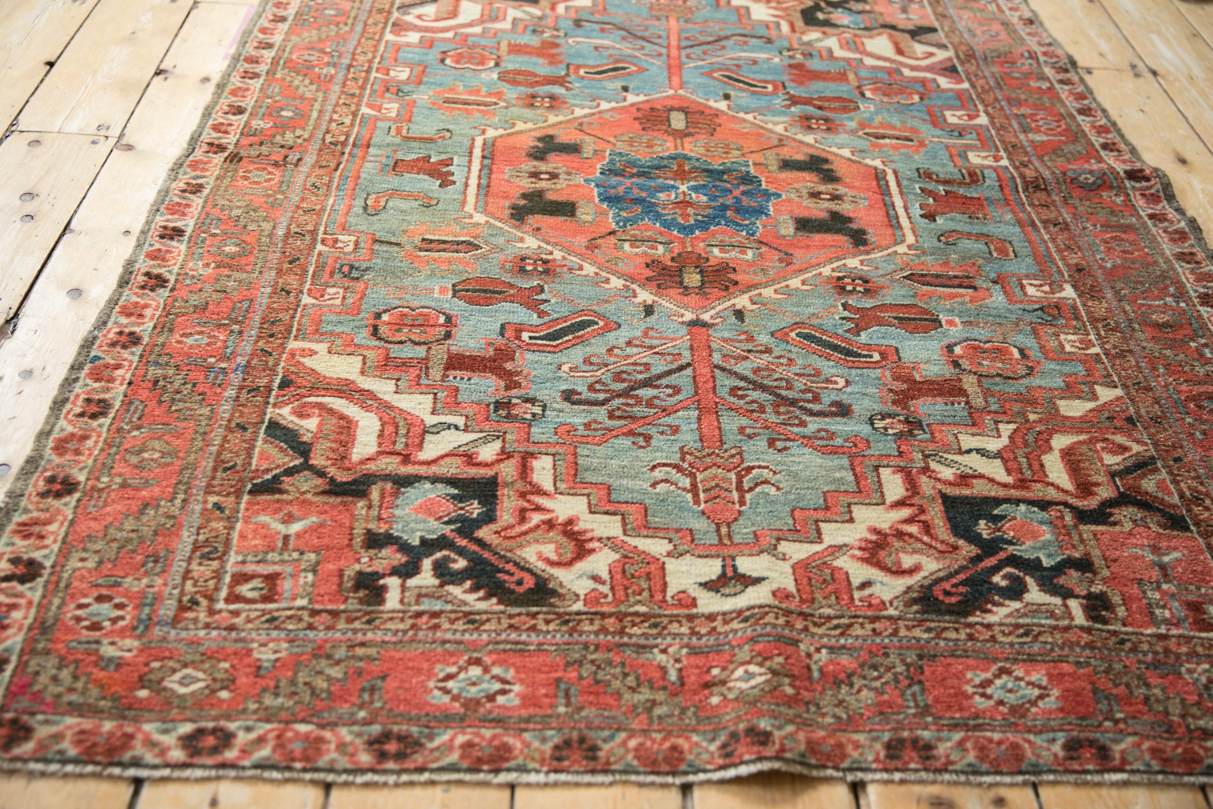 Noué à la main Tapis Heriz vintage en vente