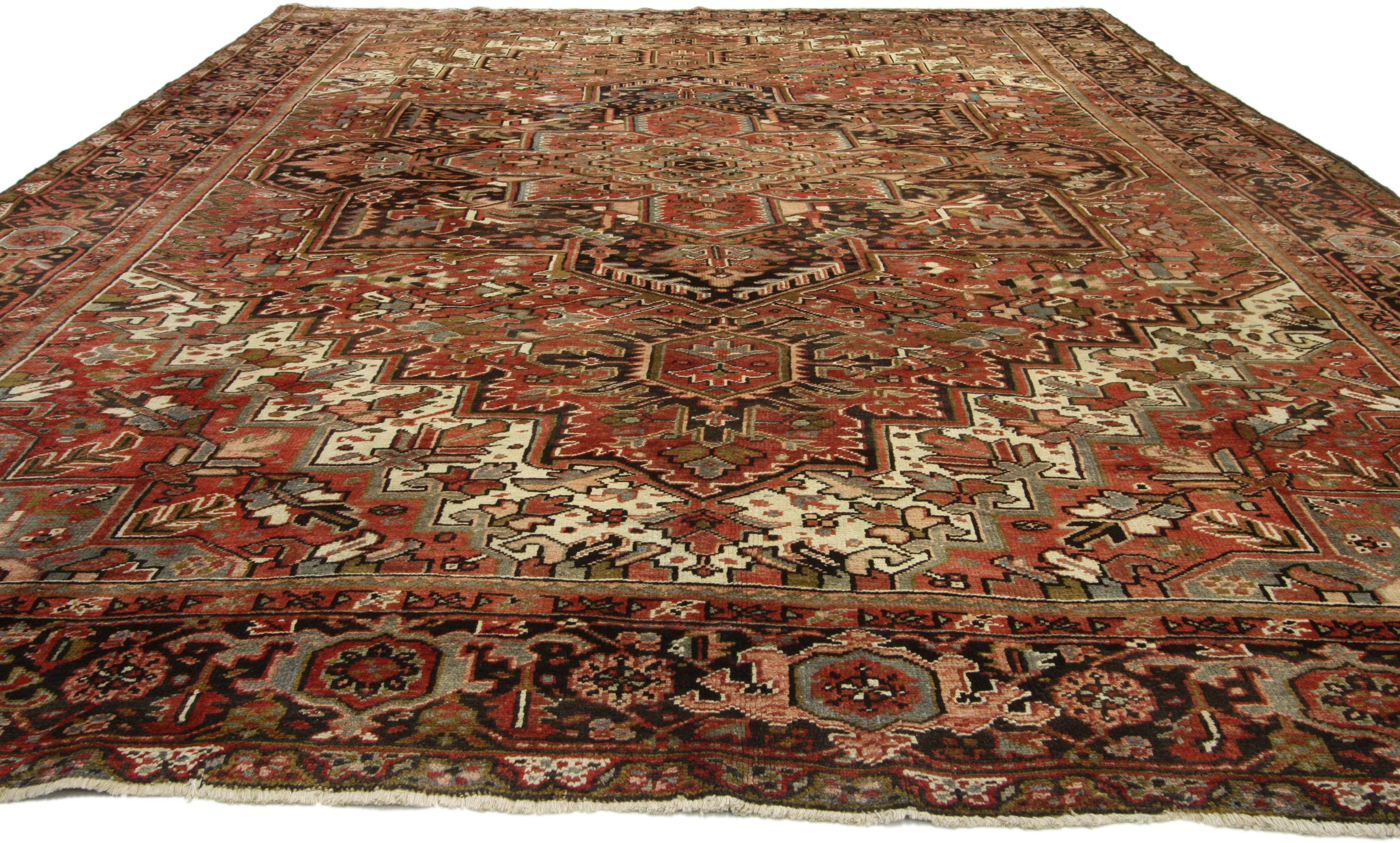 Heriz Serapi Vintage Heriz Rug with Luxe Style and Warm, Rustic Colors For Sale