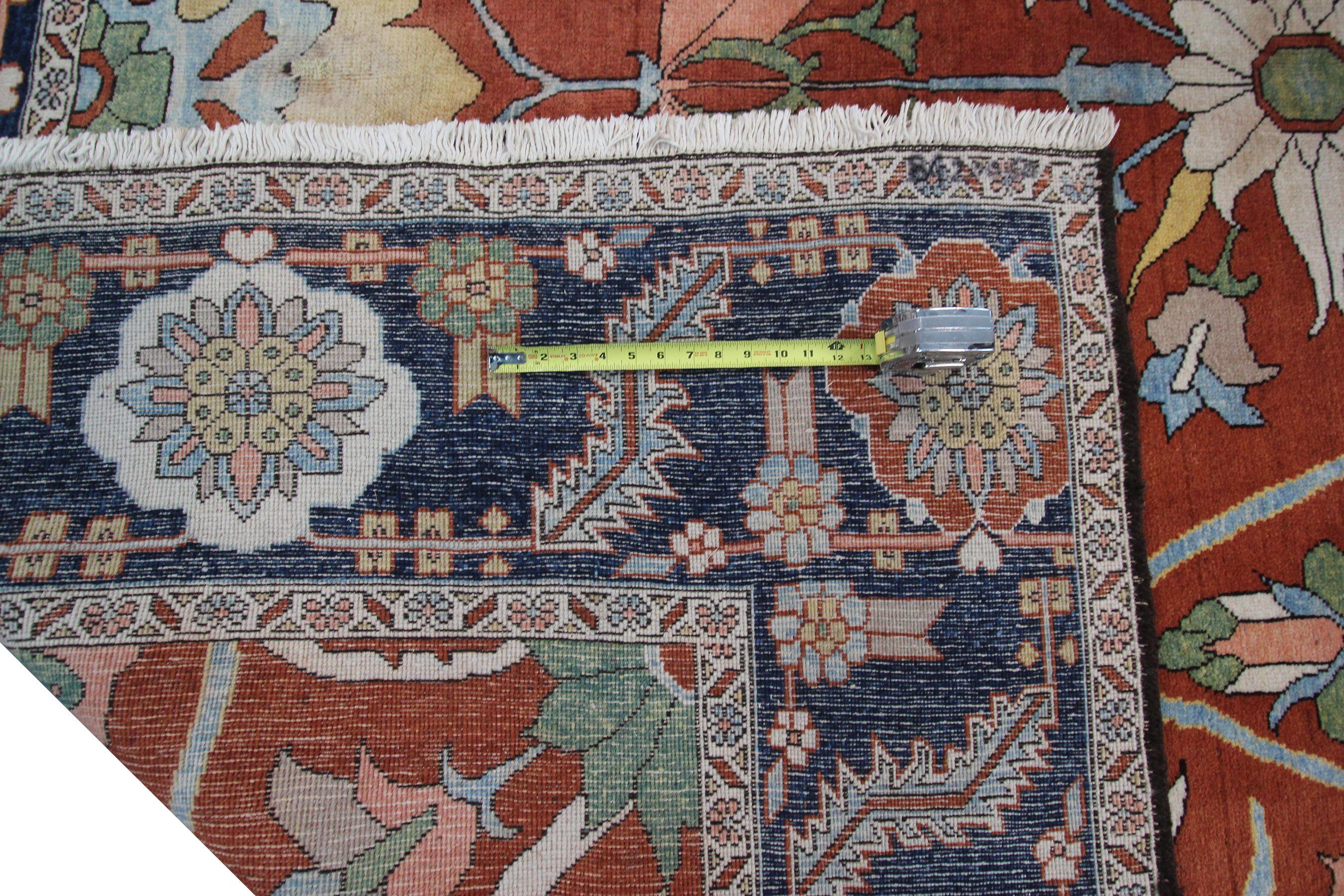 Tappeto Vintage Heriz Serapi Bold Art Nouveau Geometric Overall Heriz Serapi In condizioni buone in vendita a New York, NY