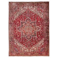 Heriz mit geometrischem Diamantdesign in Rot, Elfenbein, Blau und Anthrazit