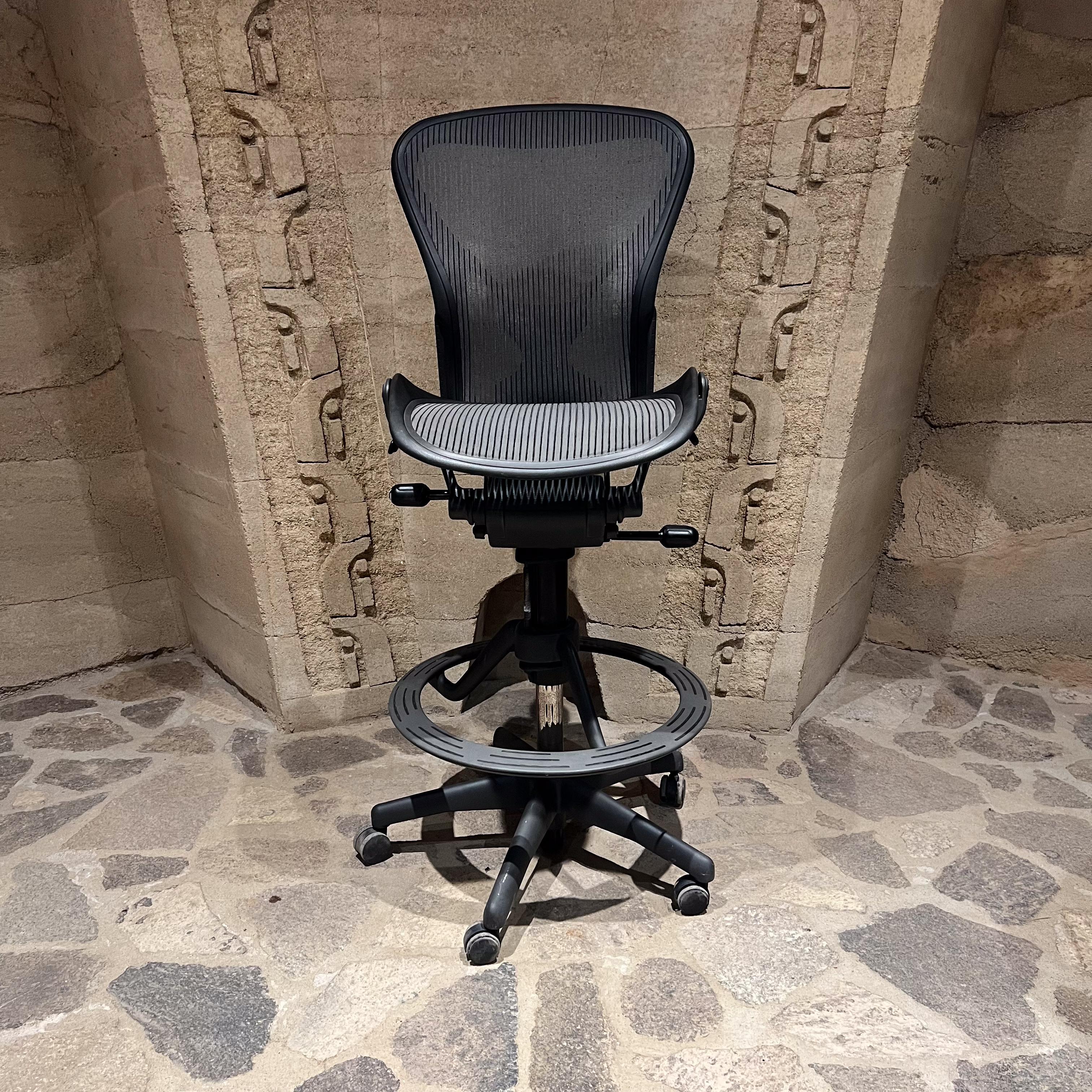 Modern Vintage Herman Miller Aeron Classic Stool Armless Chair For Sale