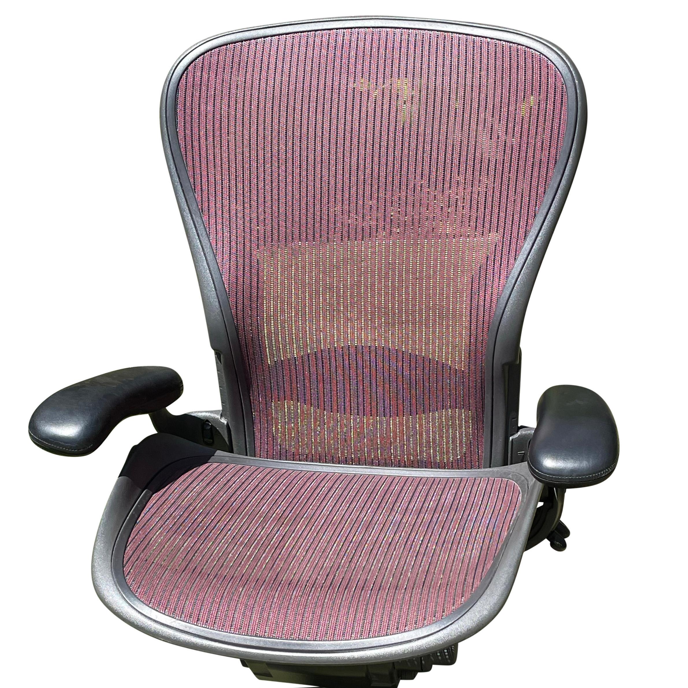 Postmoderno Sedia da scrivania Herman Miller Aeron d'epoca per ufficio in vendita