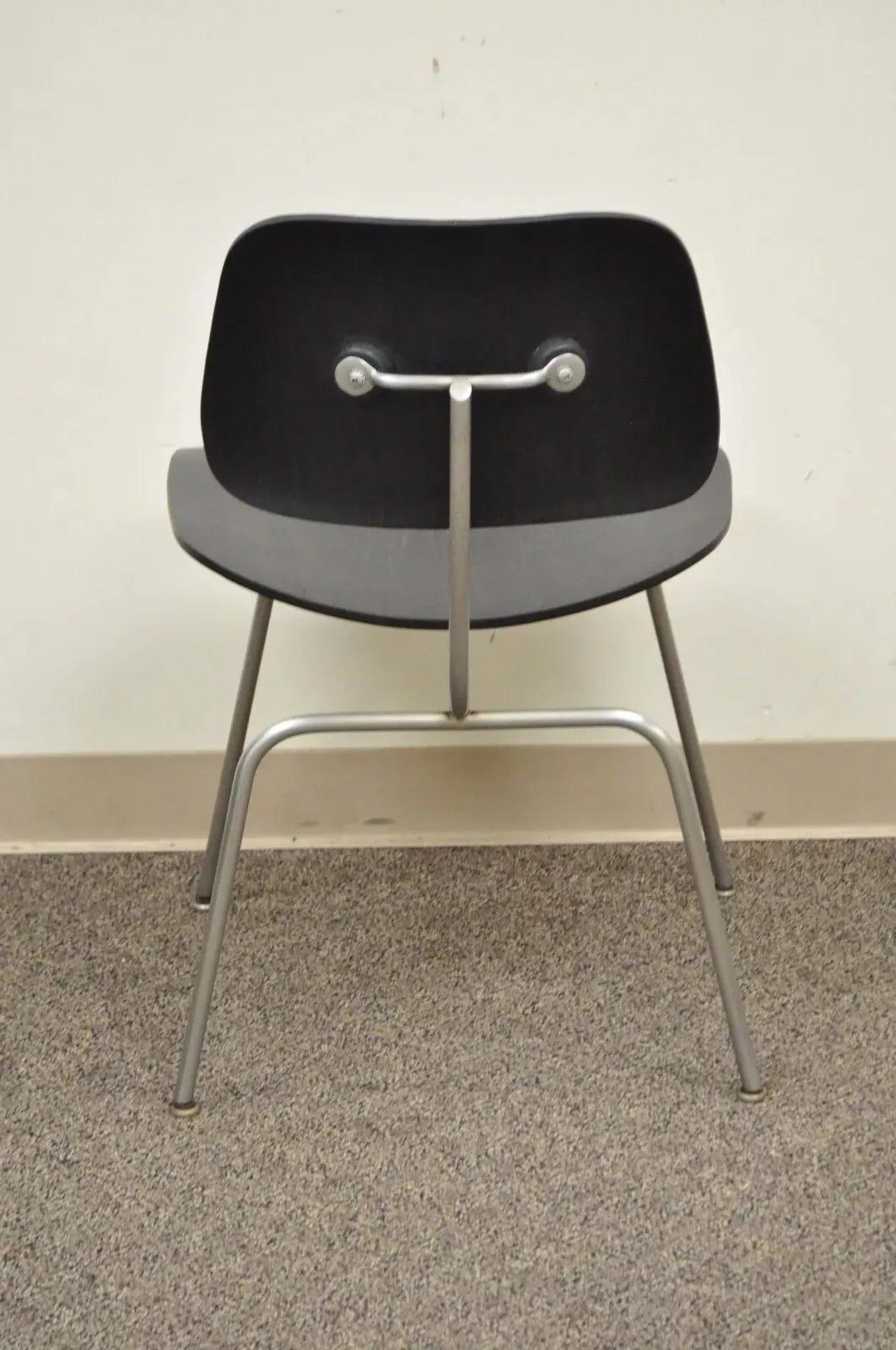 Vintage Herman Miller Eames DCM Ebony Mid Century Modern Dining Side Chair in vendita 3