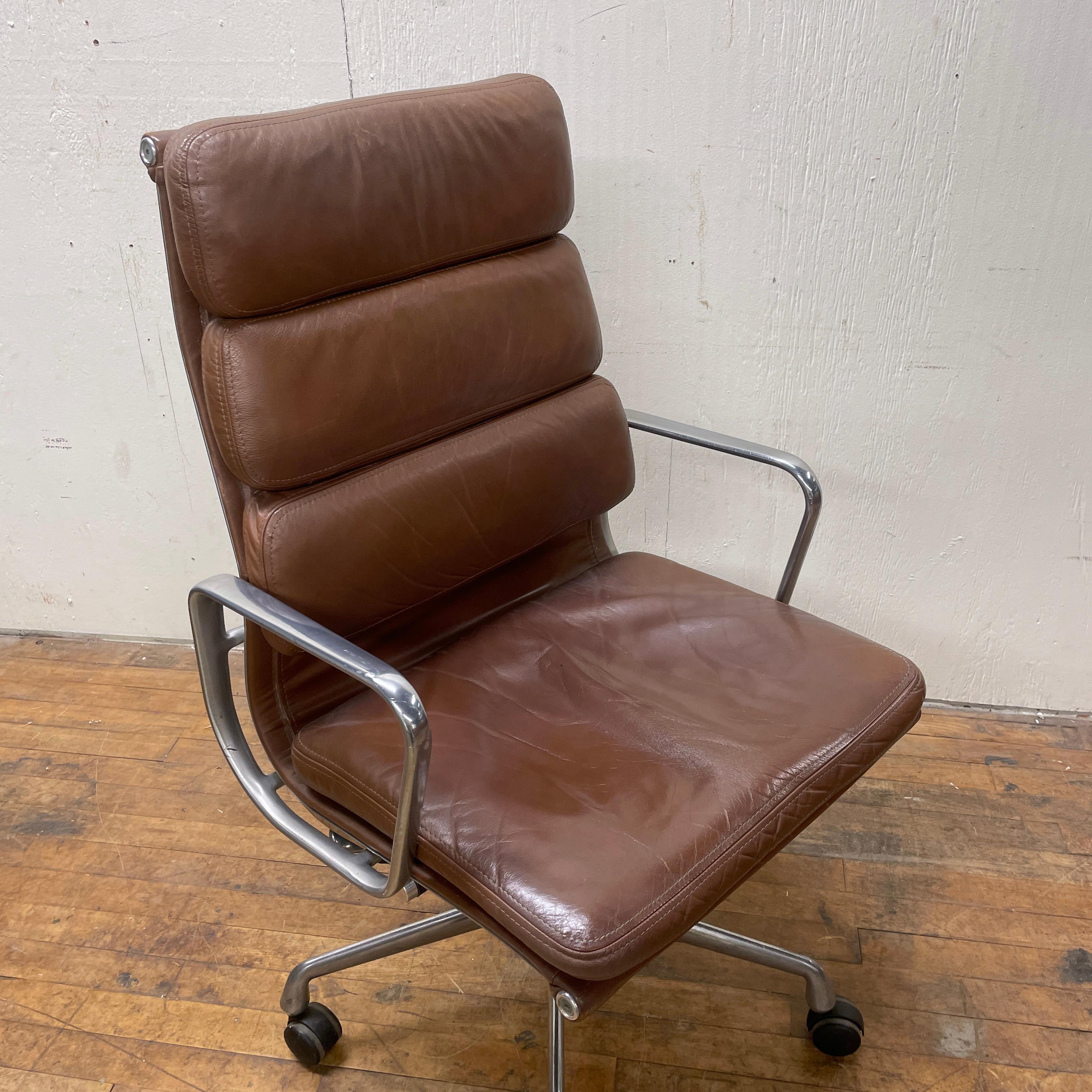 Mid-Century Modern Vintage Herman Miller Eames Highback Leather Softpad Office Chair