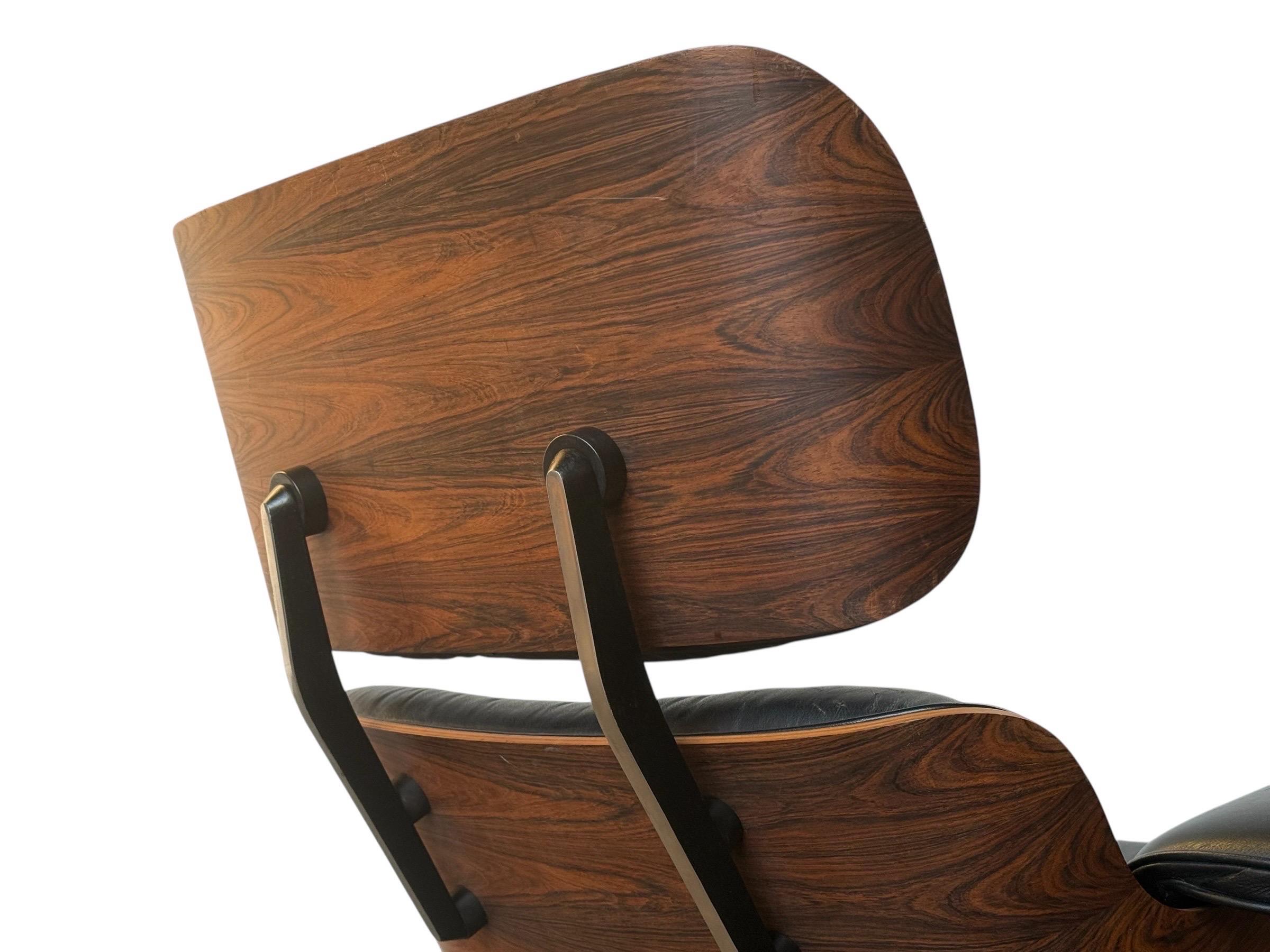 Herman Miller Eames-Loungesessel und Ottomane im Zustand „Gut“ im Angebot in Brooklyn, NY