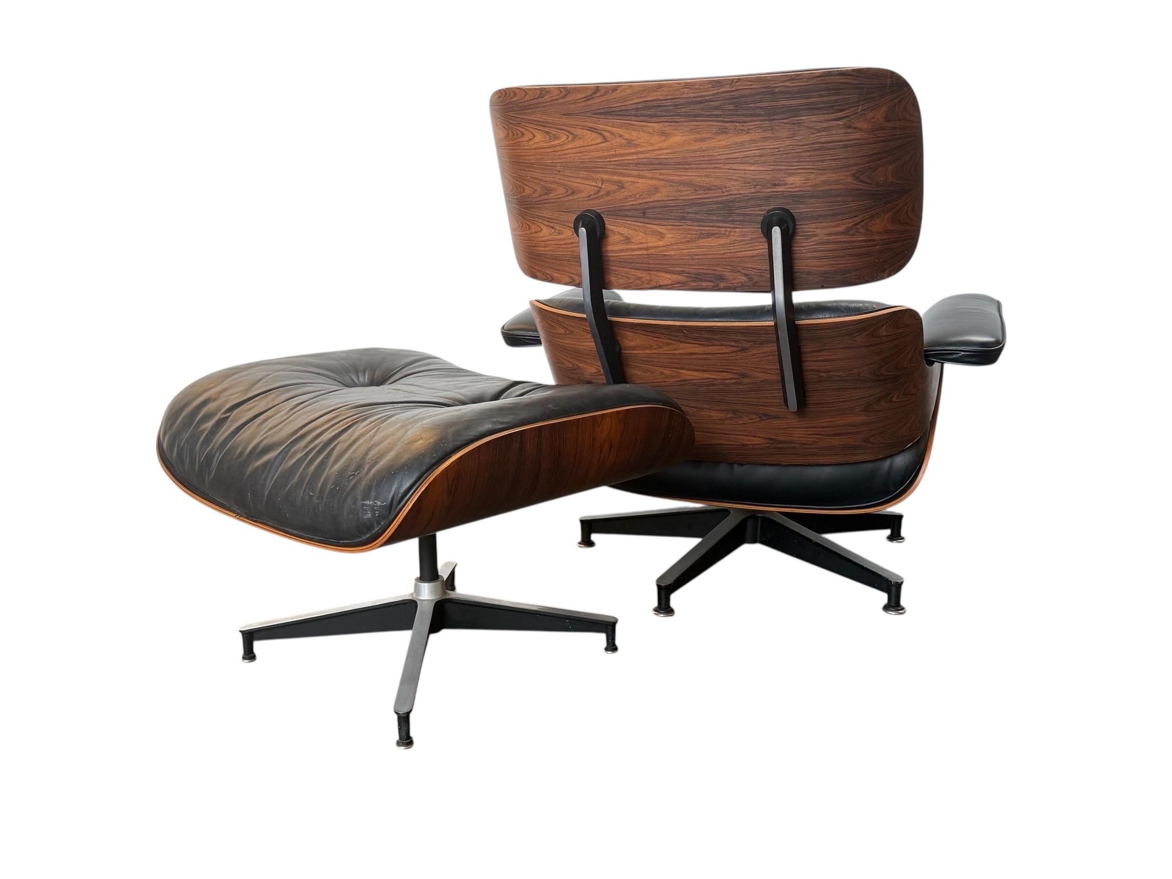 Herman Miller Eames-Loungesessel und Ottomane (Metall) im Angebot