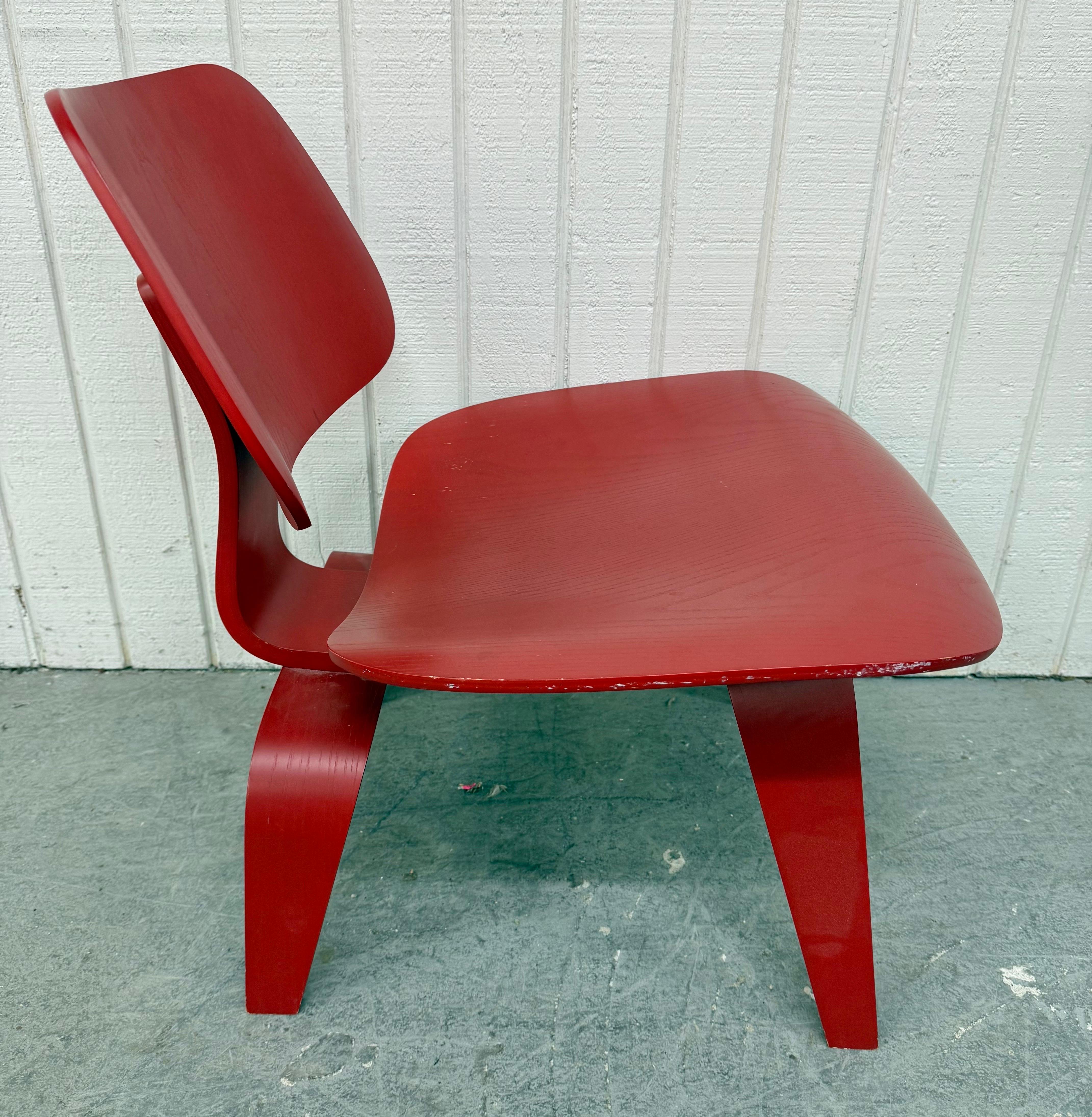 20th Century Vintage Herman Miller Eames Red Bentwood Lounge Chairs - Set of 2
