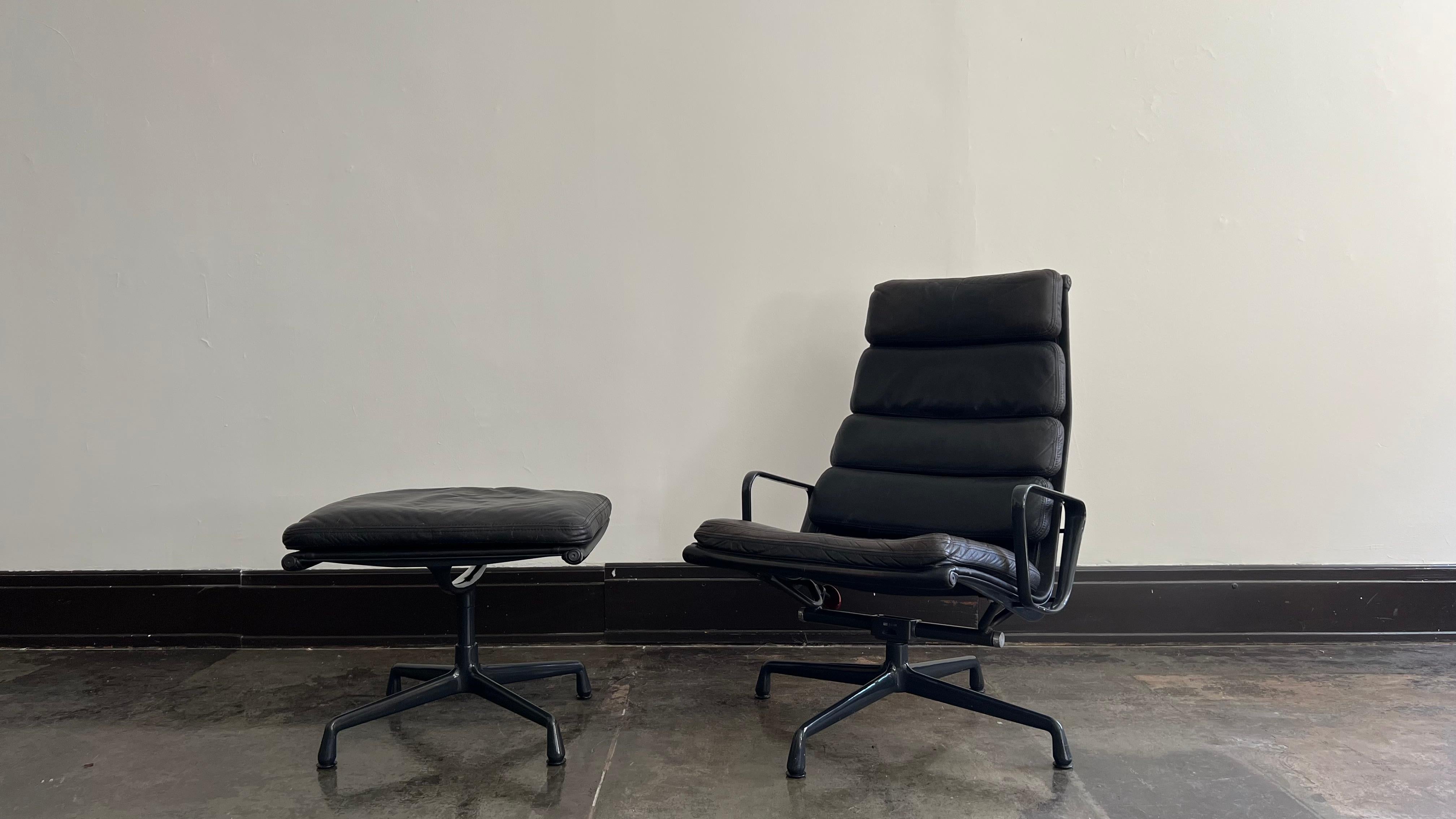 Mid-Century Modern Vintage Herman Miller Eames Soft Pad Reclining Lounge Chair and Ottoman