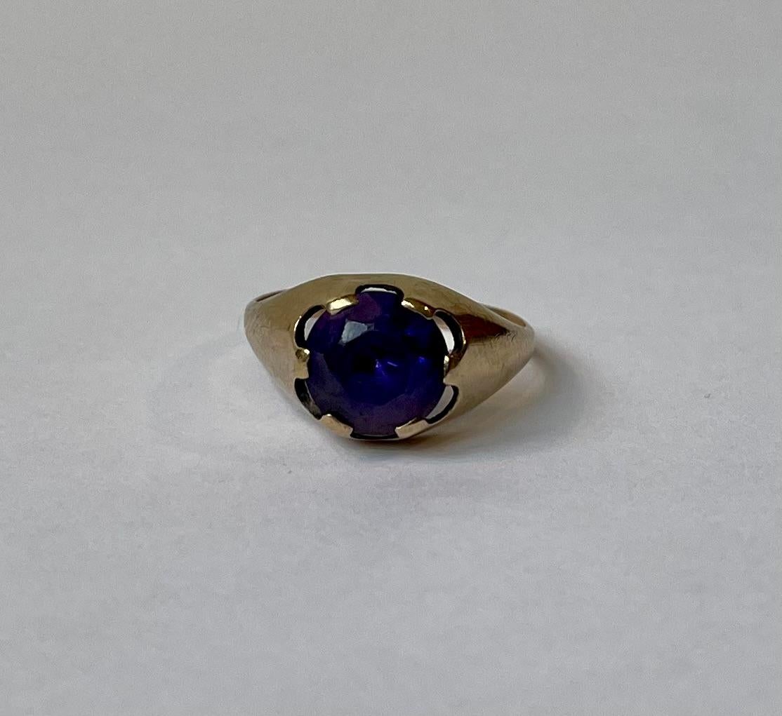 Mid-Century Modern Vintage Herman Siersbøl Ring in 14 Carat Gold w. Purple Stone For Sale