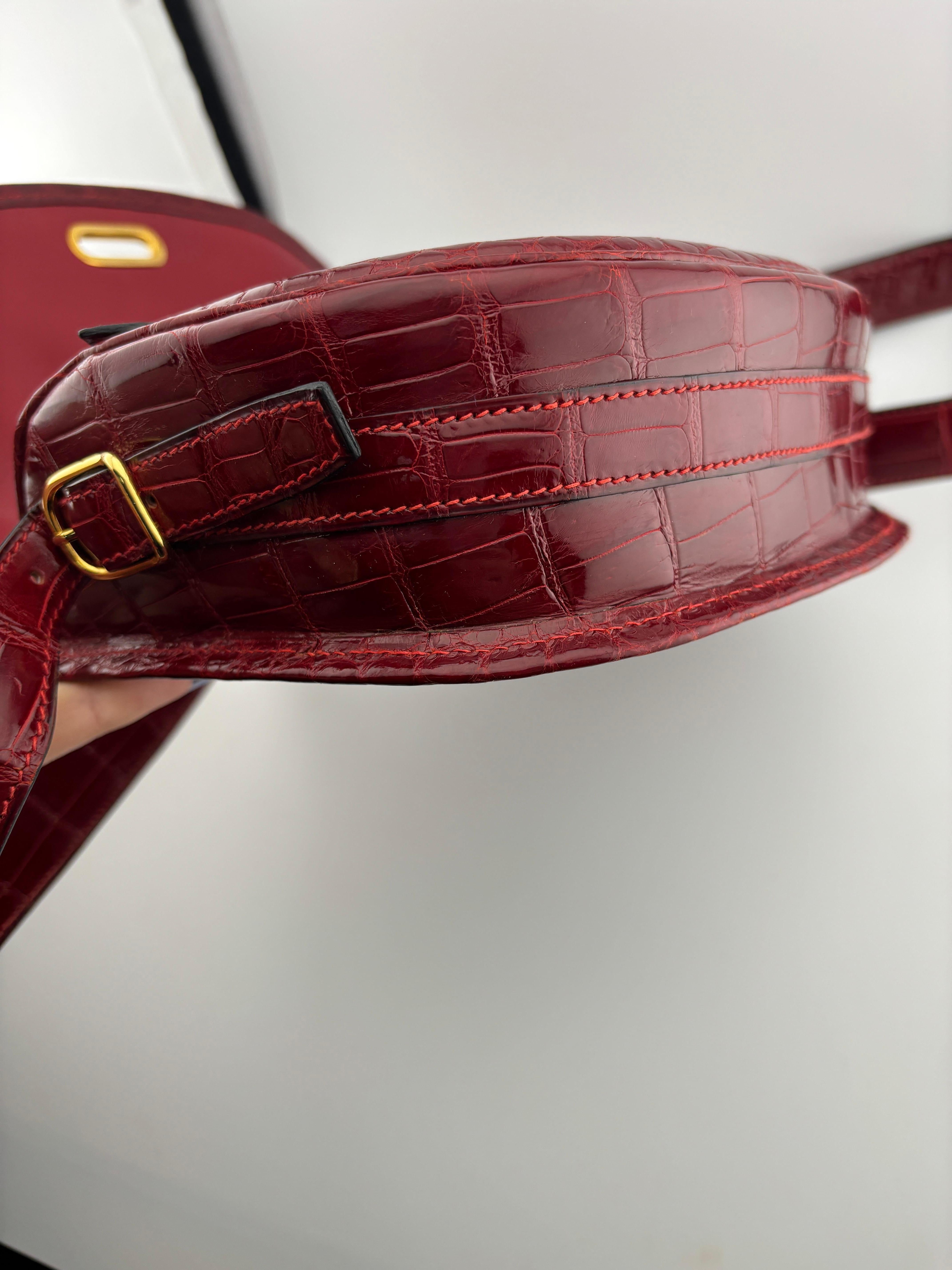 Vintage Hermes Balle De Golf Crocodile Red Handbag For Sale 2