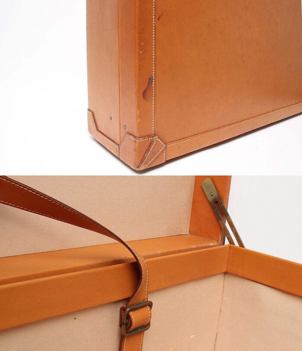 Leather HERMES leather Travel Case Circa 1989 For Sale