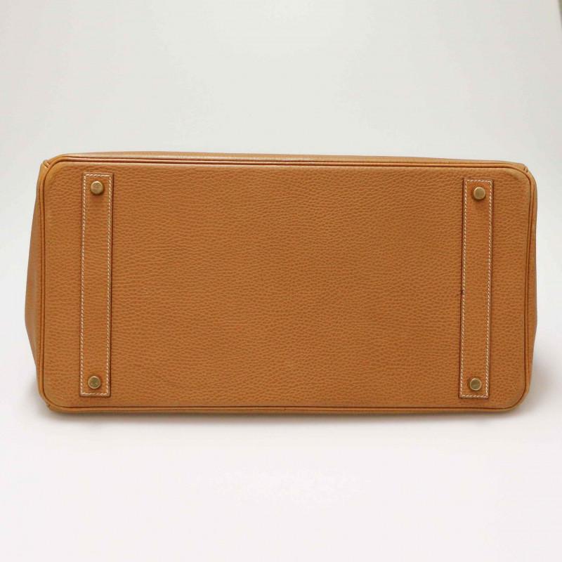 Large vintage Hermès Birkin bag

Condition : good, little marks and stains (see on pictures)
Made in France
Model : Birkin 40
Material : Ardennes cowhide leather
Color : gold
Dimensions : 40 x 31 x 21 cm
Stamp Letter : A in a square
Year :