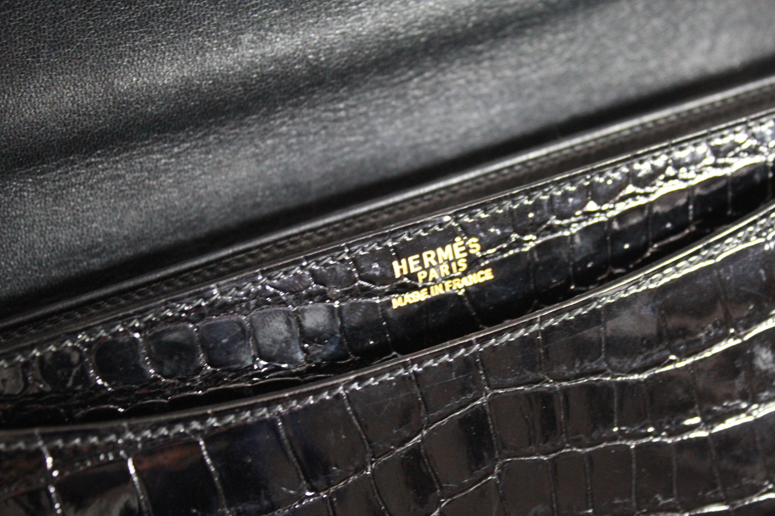  Vintage Hermes Black Porosus Shoulder Bag im Zustand „Gut“ in Paris, FR