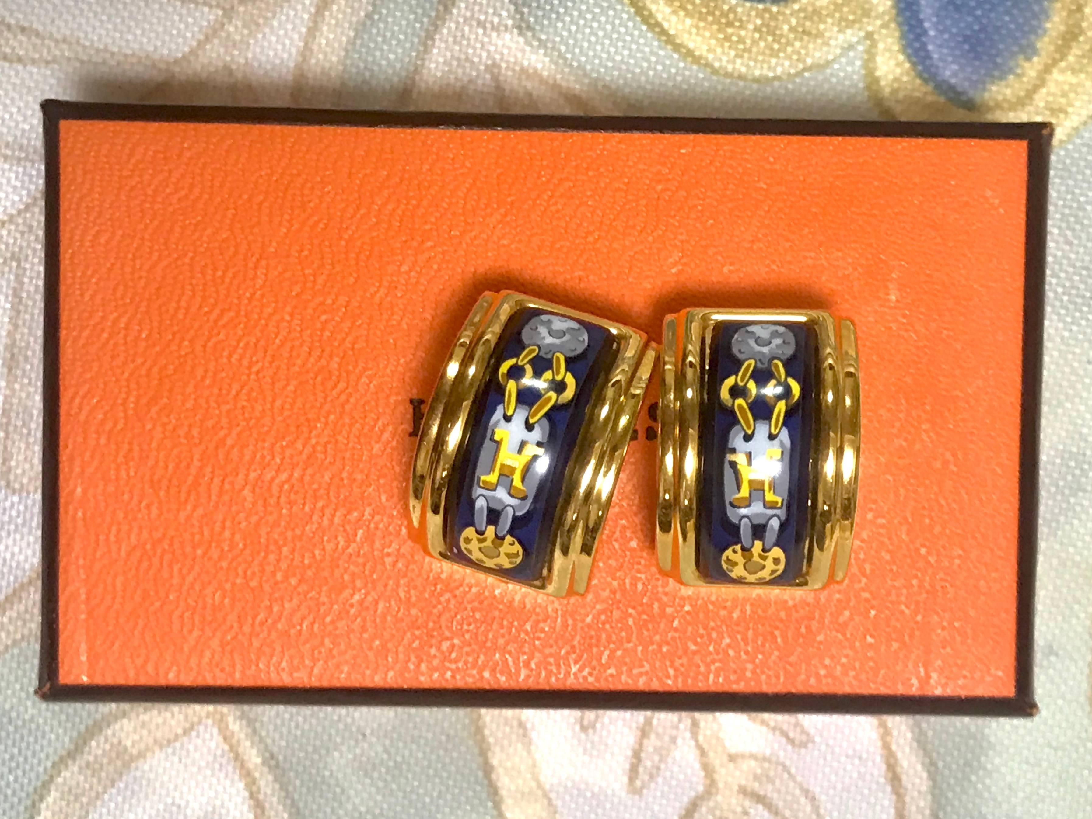 Hermes Vintage blue and yellow cloisonne and gold earrings with H logo, 1990s For Sale 4