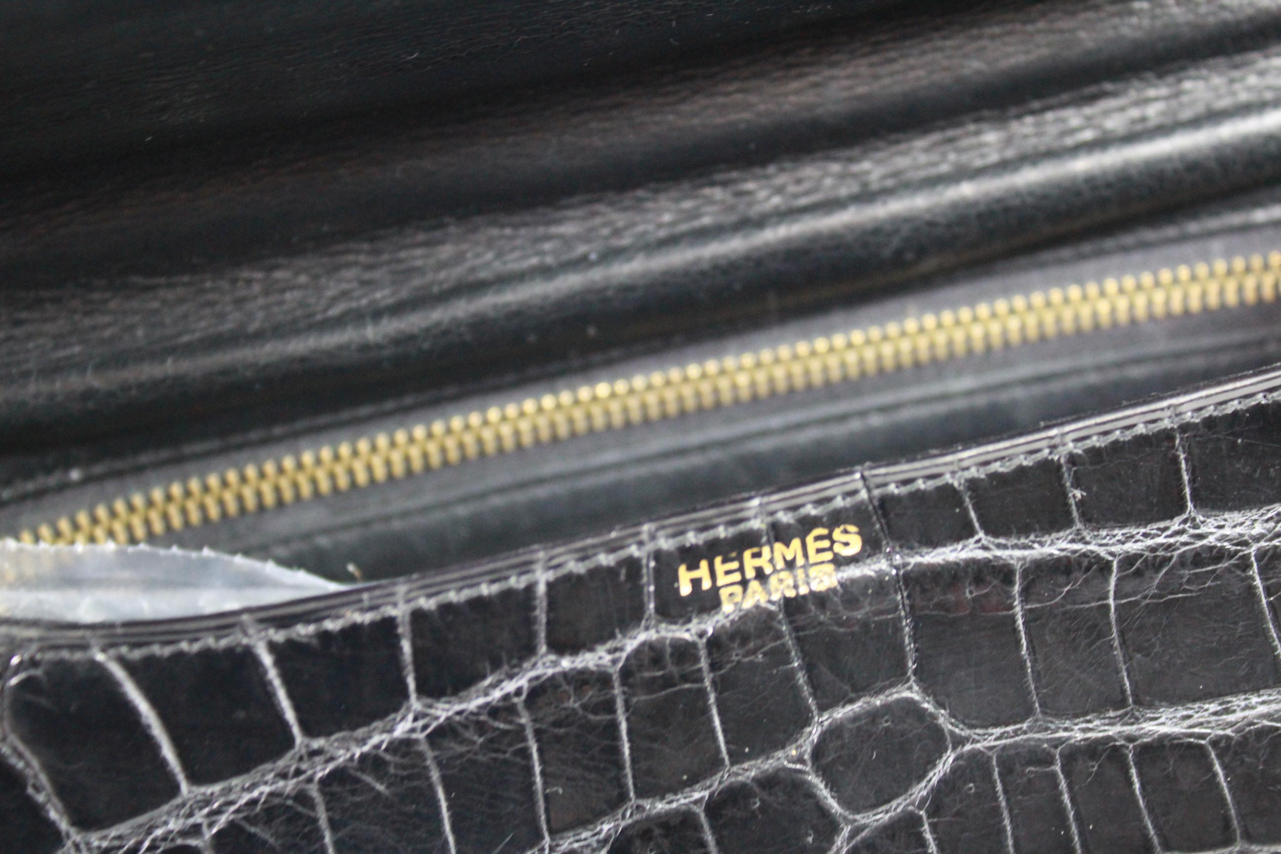 Vintage Hermes Constance 23 Black Croco Bag Bon état à Paris, FR