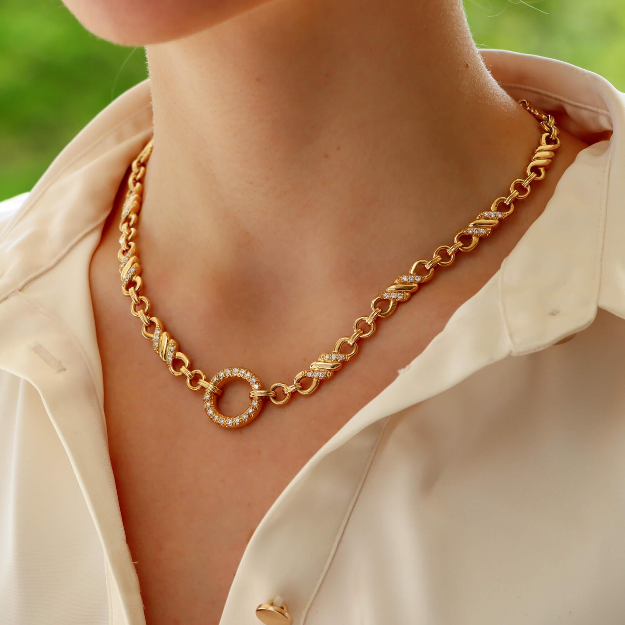 Round Cut Vintage Hermès Diamond Infinity Circle Necklace Set in 18k Yellow Gold