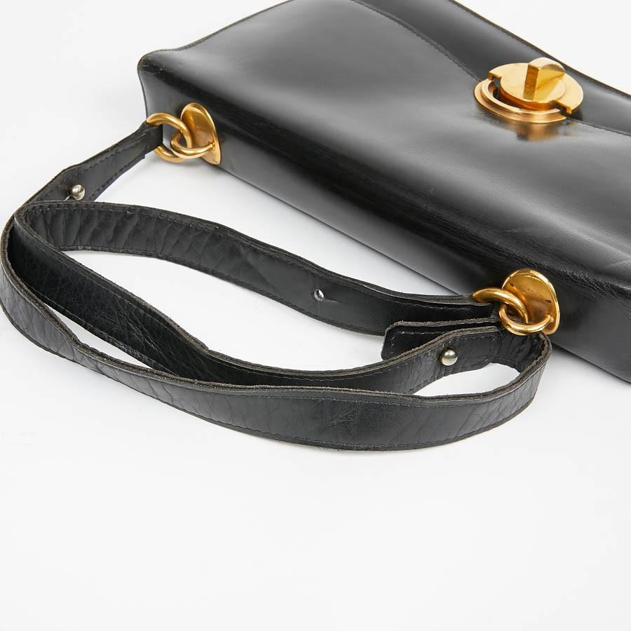 Vintage Hermes „Halbmond“ Schwarze Box Kalbstasche 1950 im Zustand „Gut“ in Paris, FR