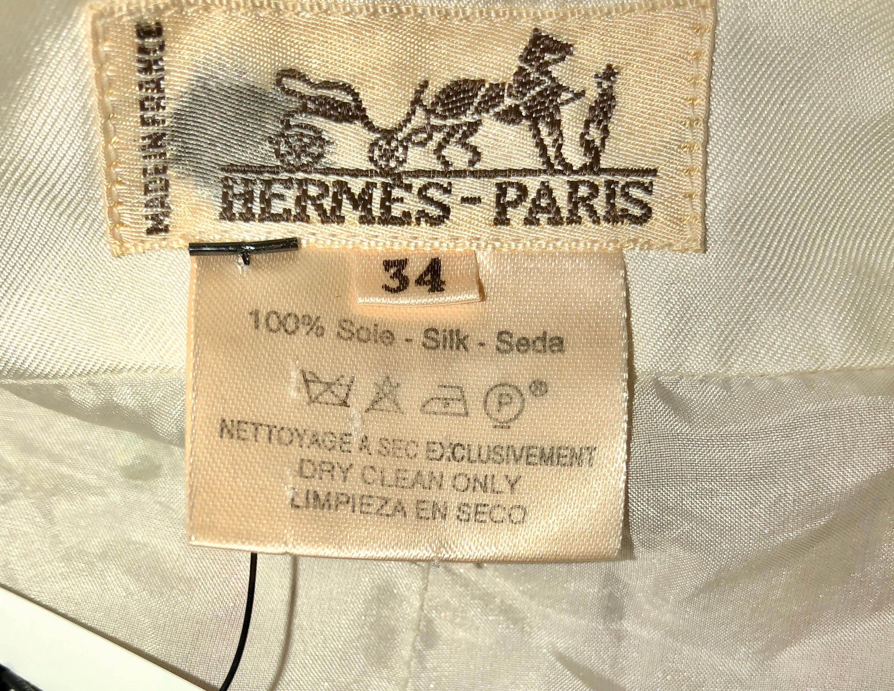Vintage HERMES Jungle Palm Fruit Basket Silk Hot Pants Shorts In Good Condition In Switzerland, CH