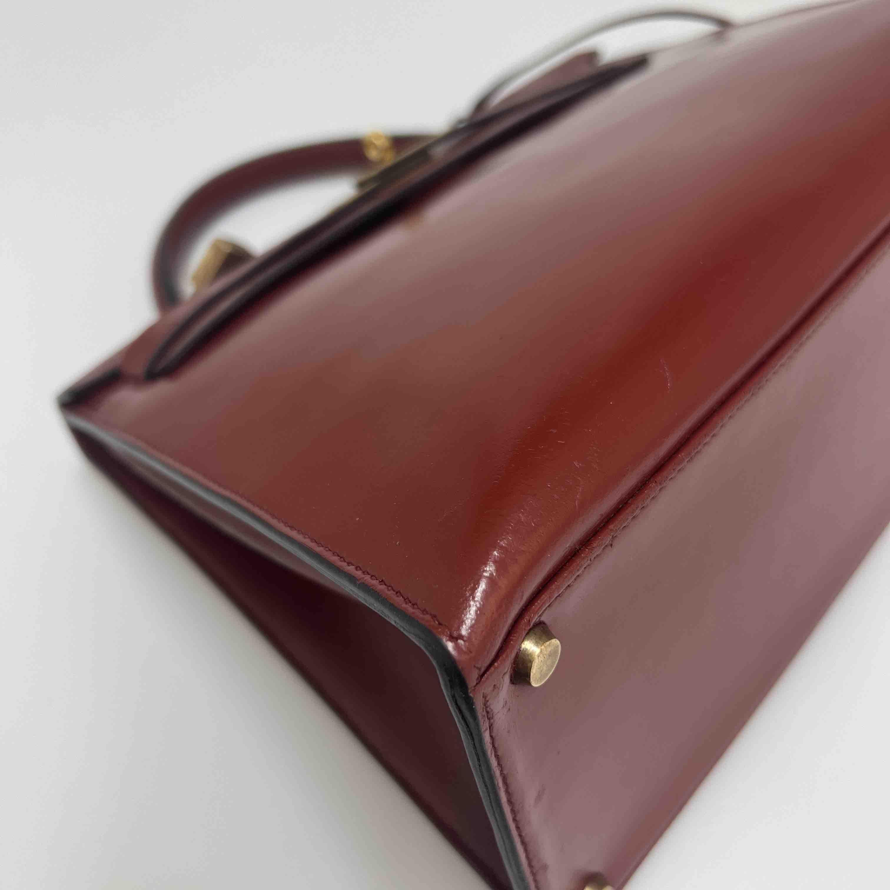 Hermès - Sac Kelly 32 rare vintage en cuir rouge avec boîte en H, rare Pour femmes en vente